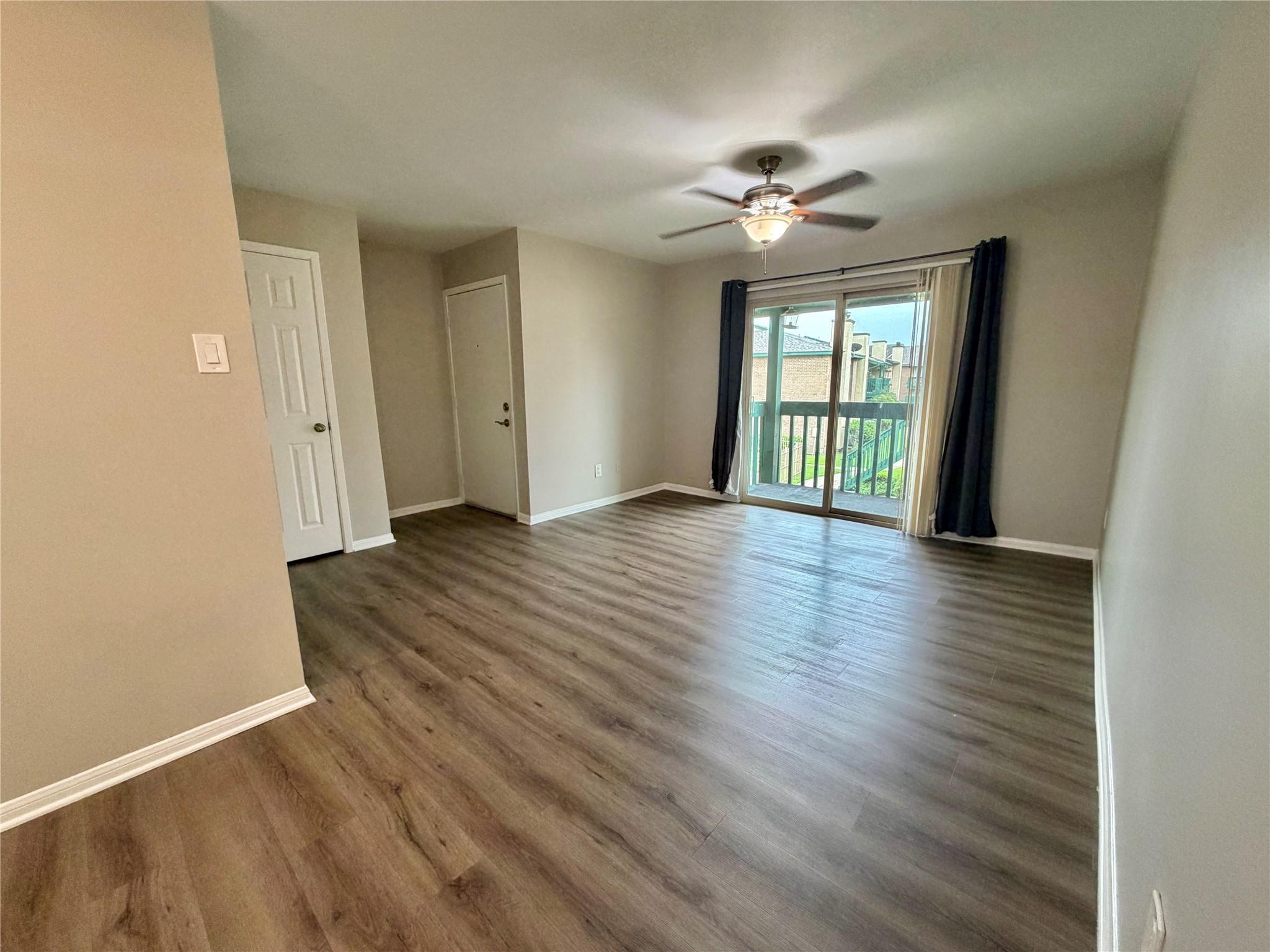 1516 Bay Area Boulevard # F4, Houston Tx 77058 Property Photo 5