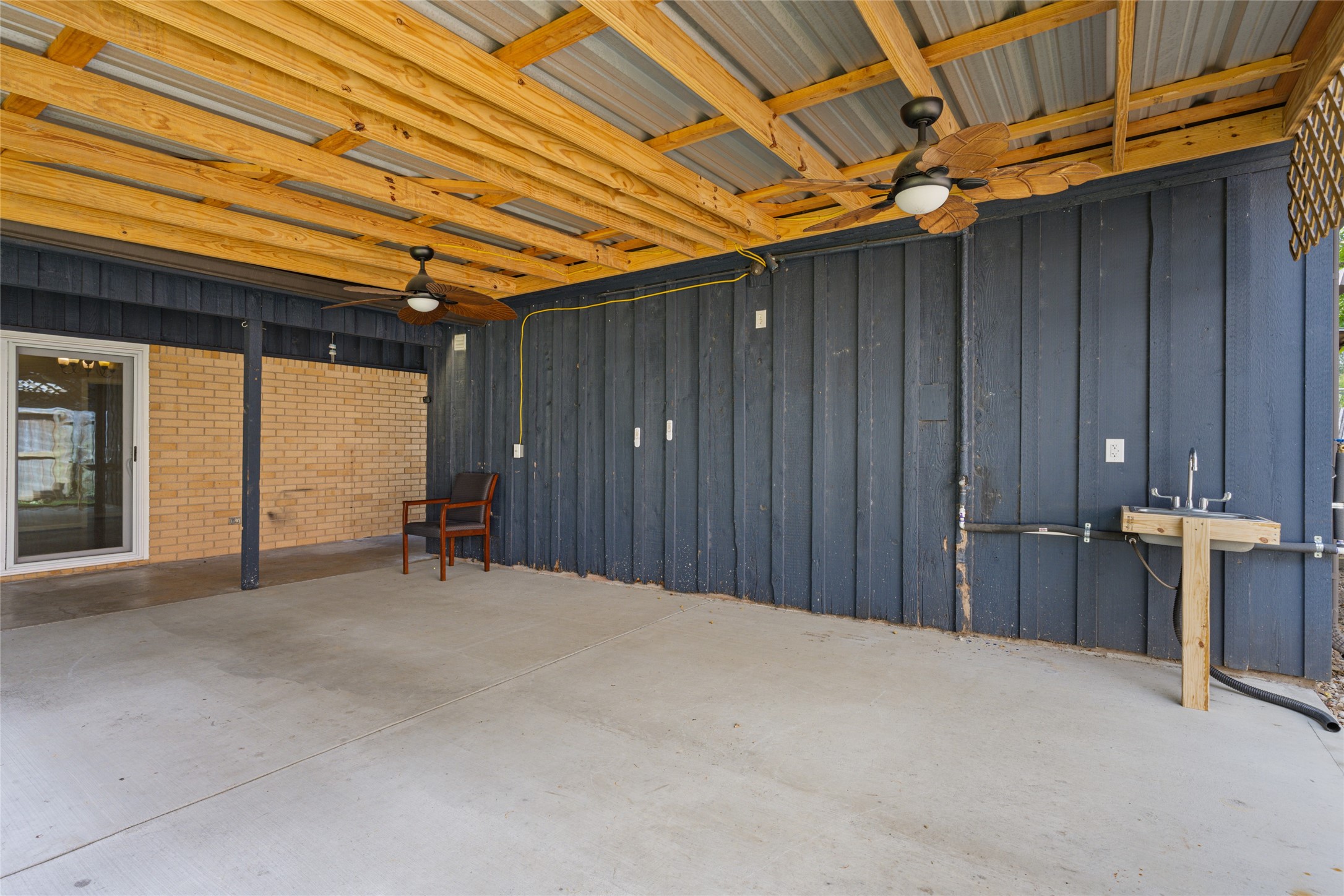 3808 Avenue O Property Photo 9