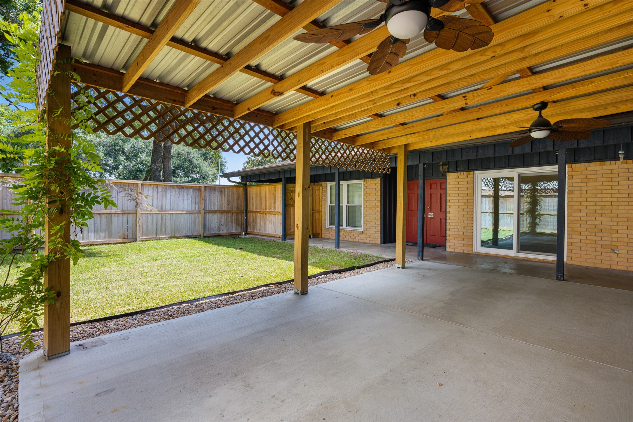 3808 Avenue O Property Photo 10