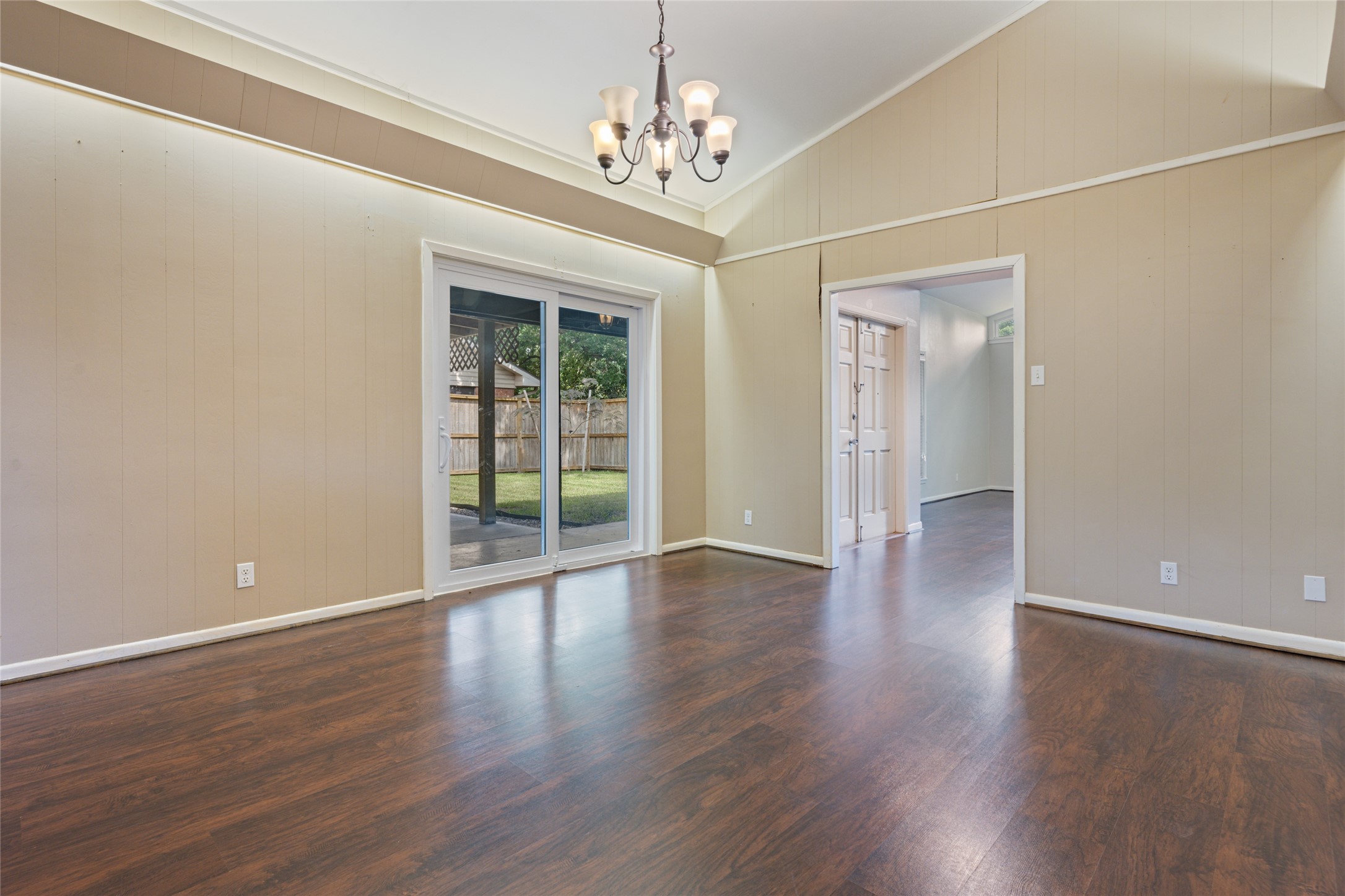 3808 Avenue O Property Photo 17