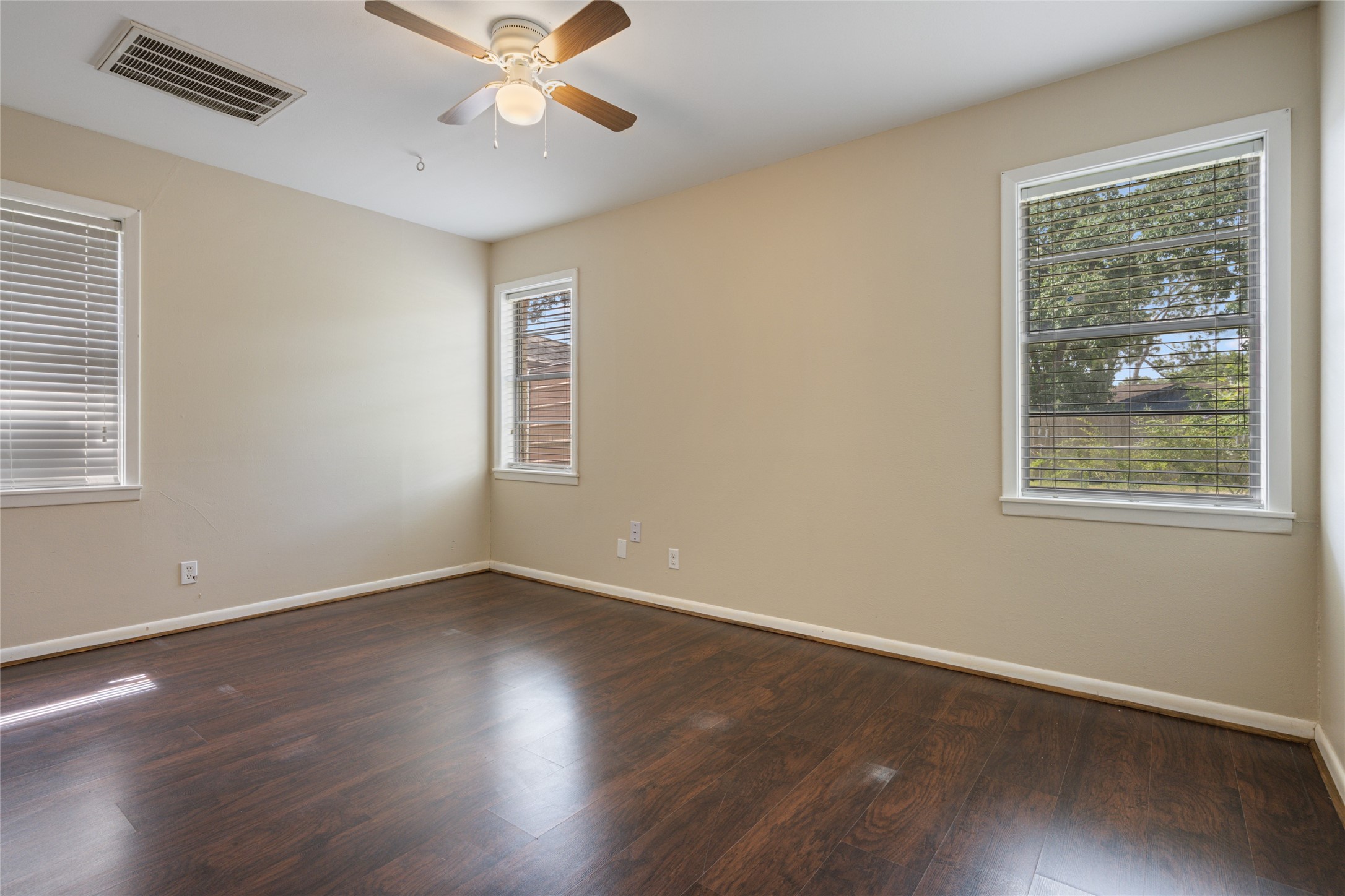 3808 Avenue O Property Photo 29