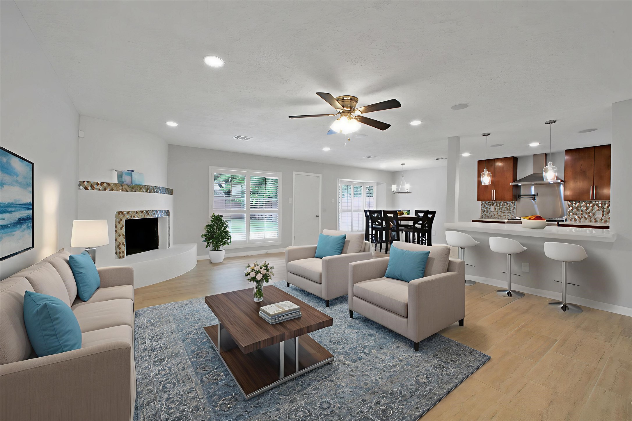 15815 Baytree Drive Property Photo 2