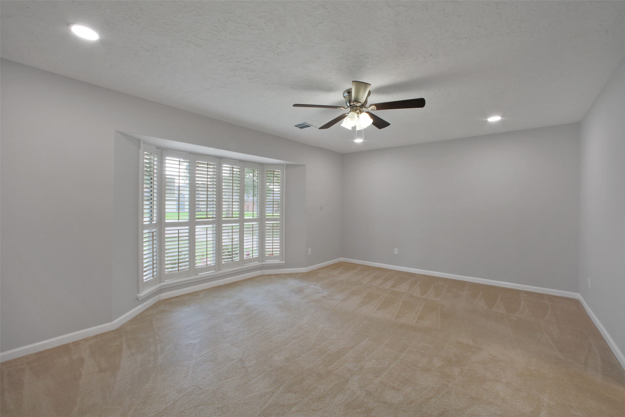 15815 Baytree Drive Property Photo 19