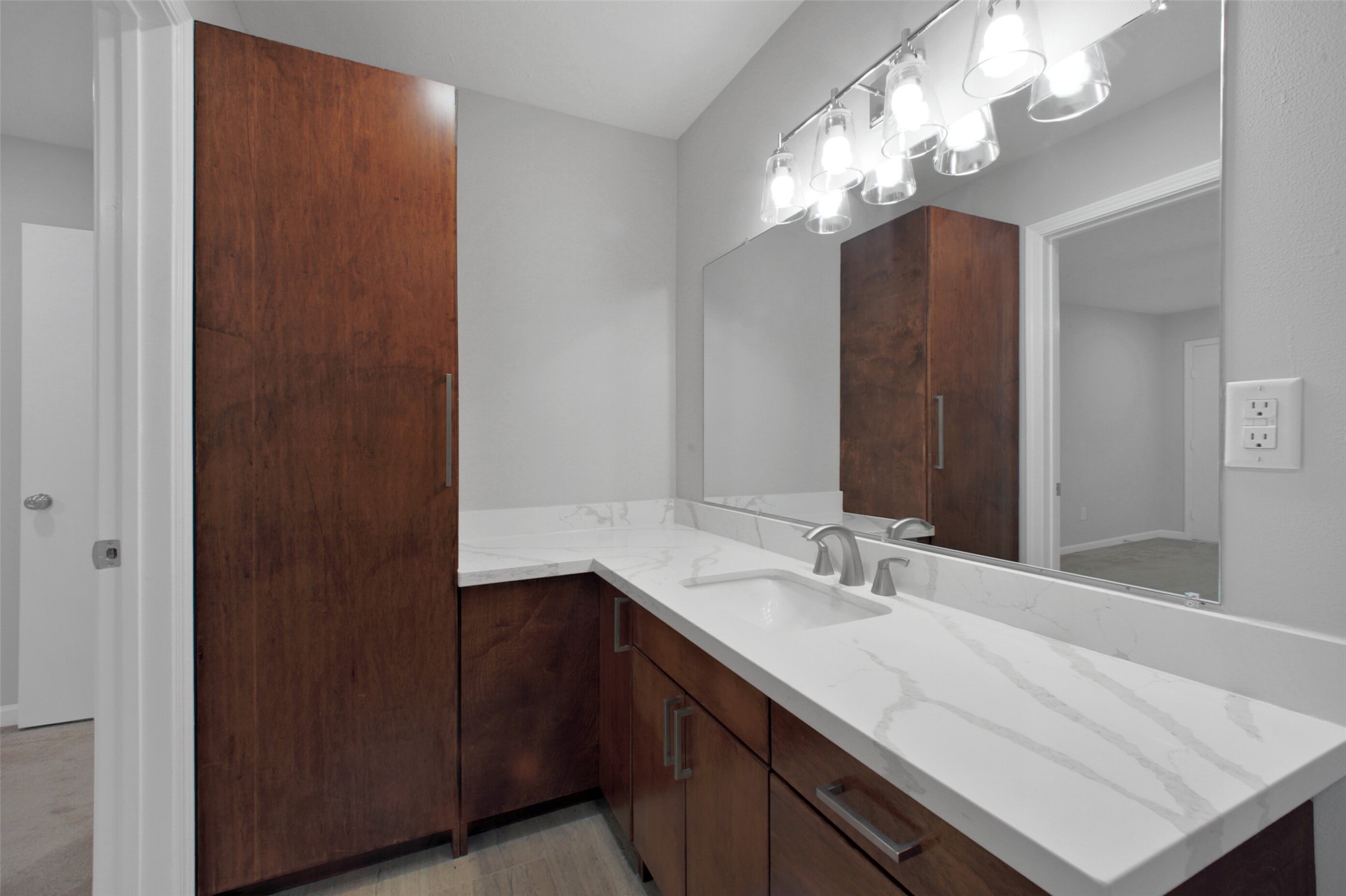 15815 Baytree Drive Property Photo 30