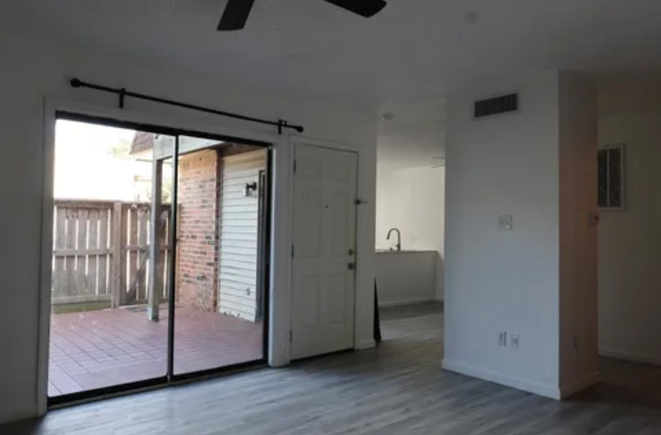 1212 N Major Drive 15s Property Photo 5