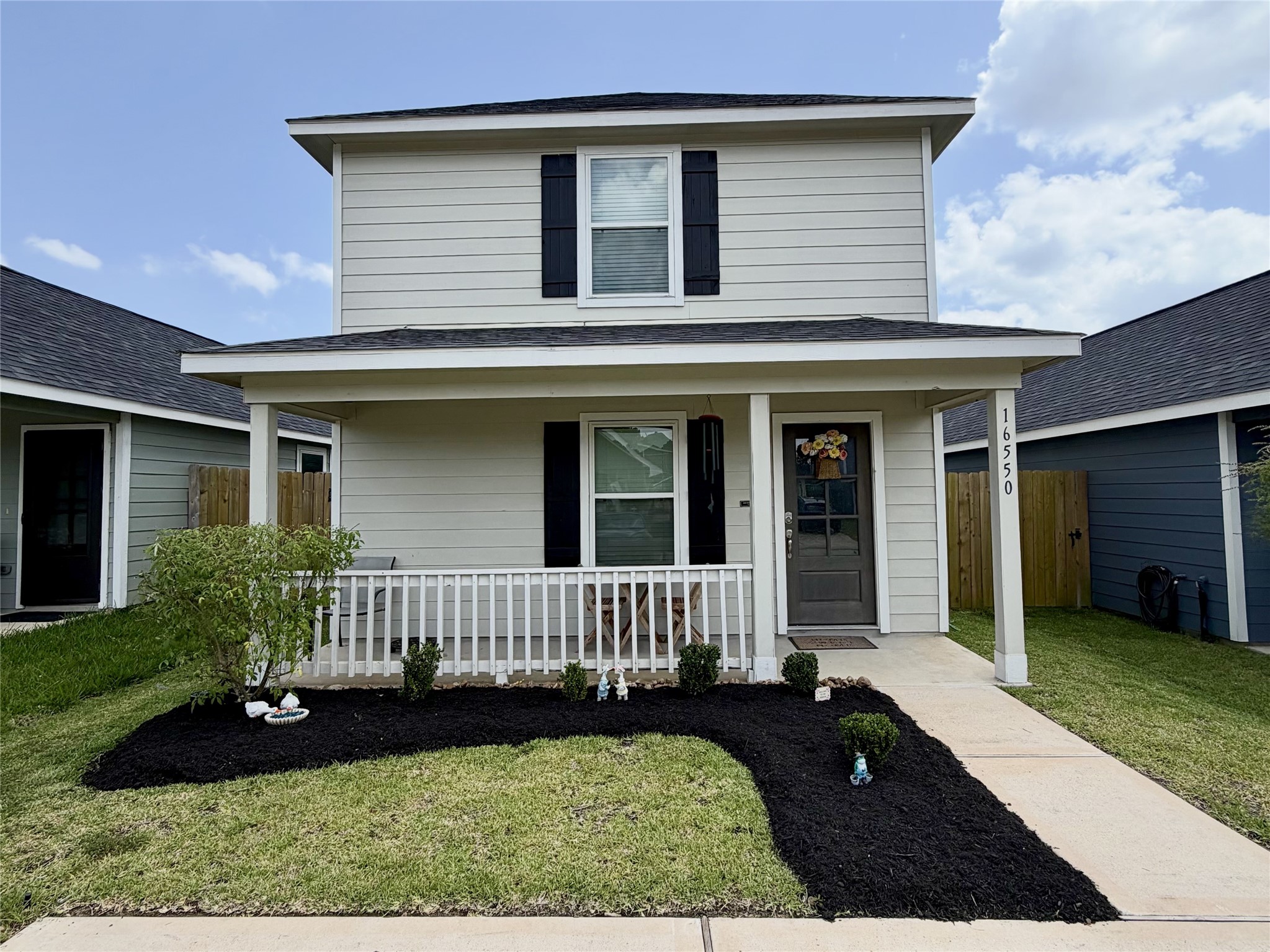 16550 Colleen Place Property Photo 1