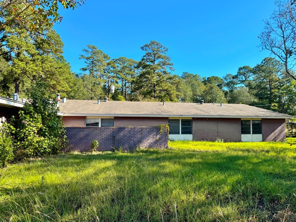 350 Springhill Street Property Photo 5