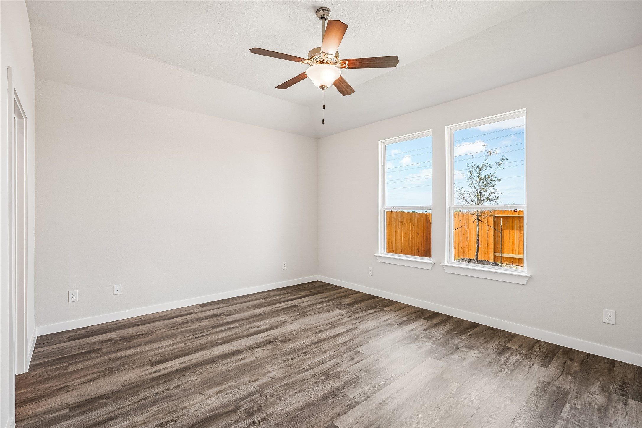 12239 Danza Drive Property Photo 16