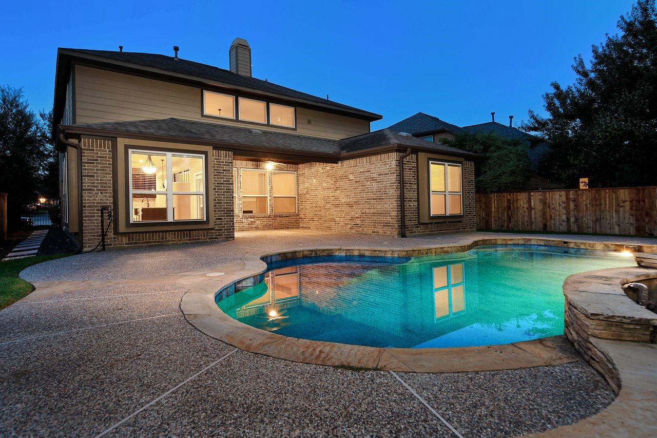 126 Hearthshire Circle Property Photo 4