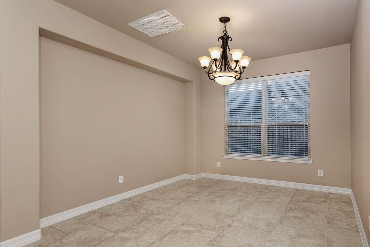 126 Hearthshire Circle Property Photo 11