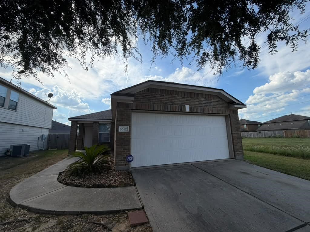 20427 Paso Fino Drive Property Photo 1