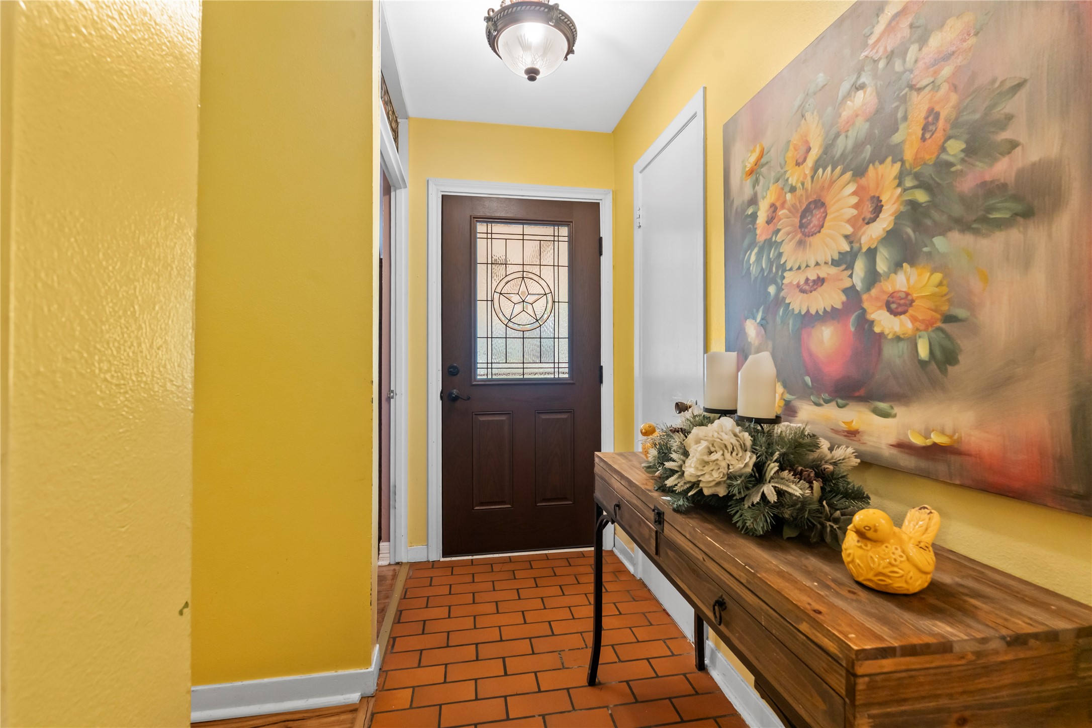 1809 North Roberson Street Property Photo 2