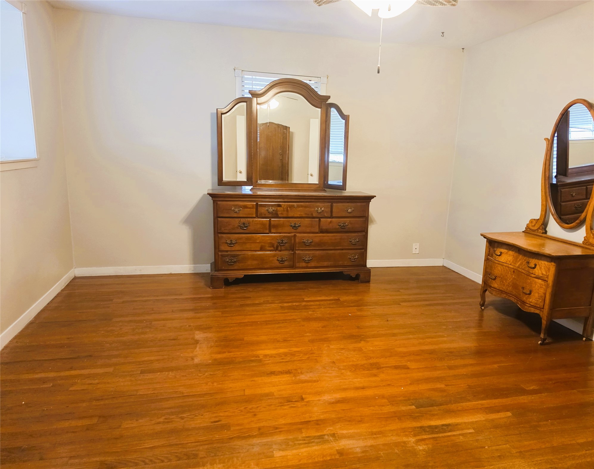 1809 North Roberson Street Property Photo 9