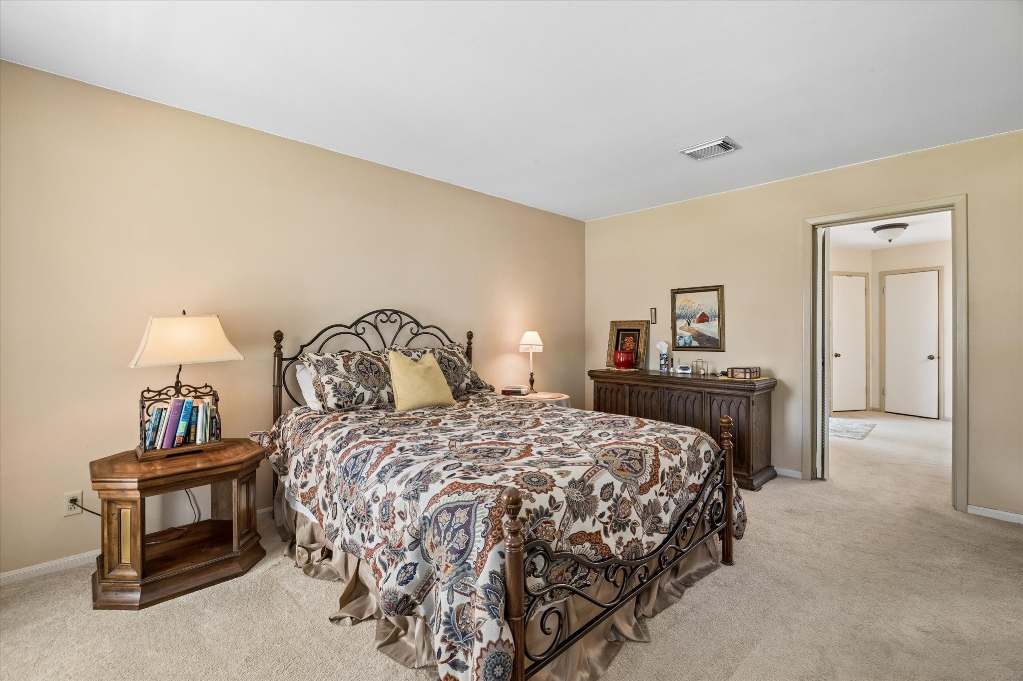 10702 Elmdale Drive Property Photo 12
