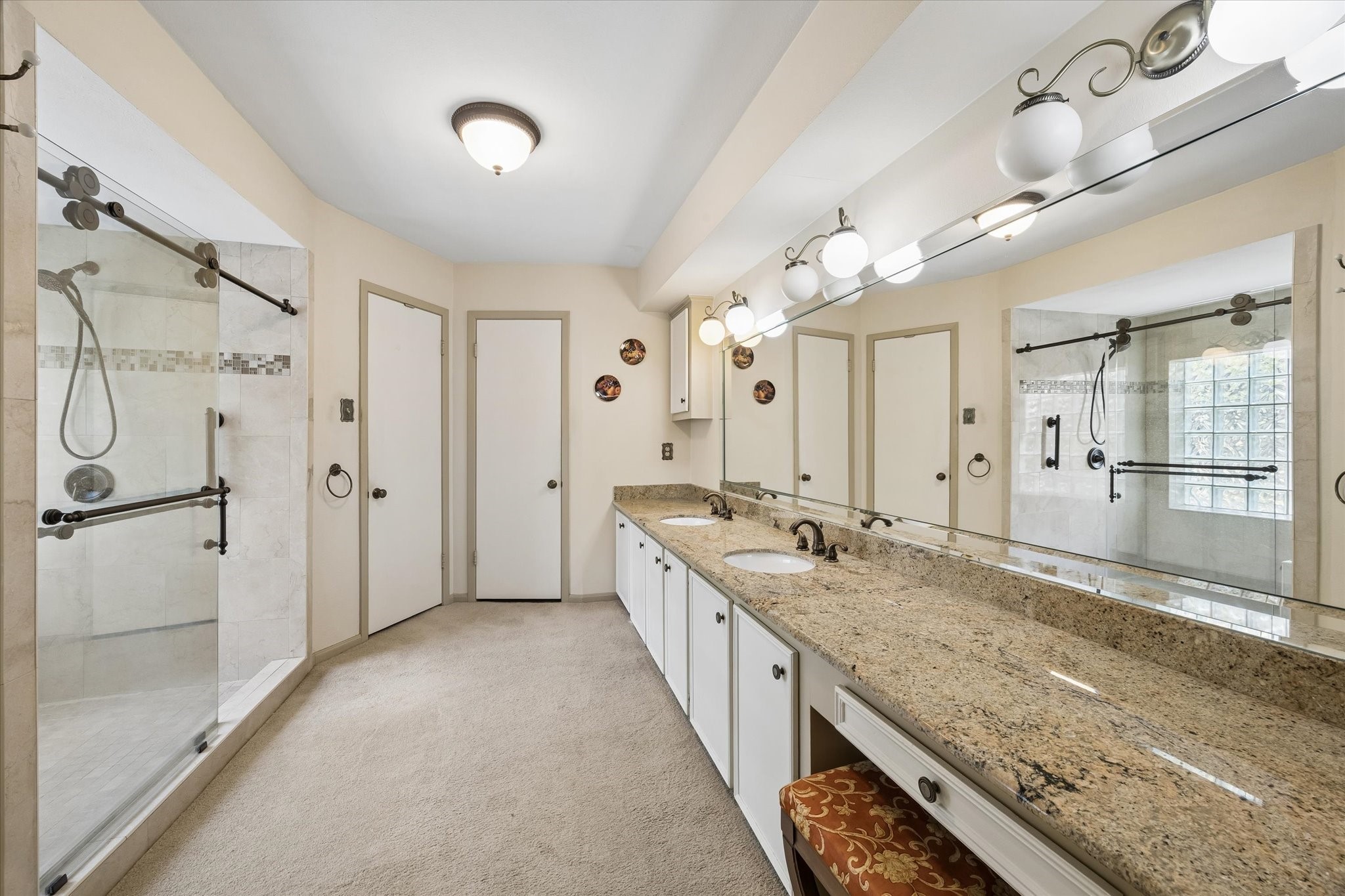 10702 Elmdale Drive Property Photo 13