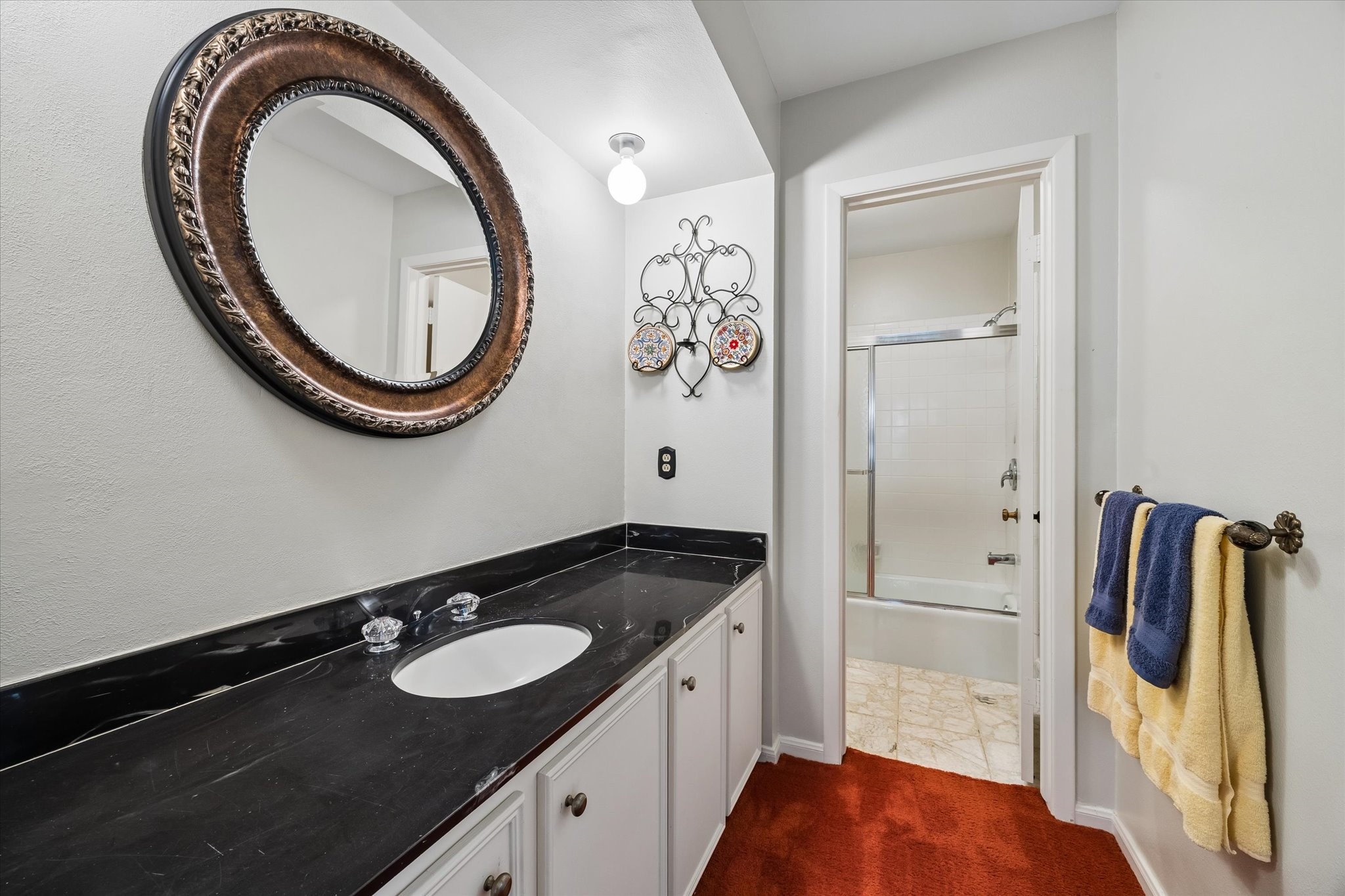 10702 Elmdale Drive Property Photo 18