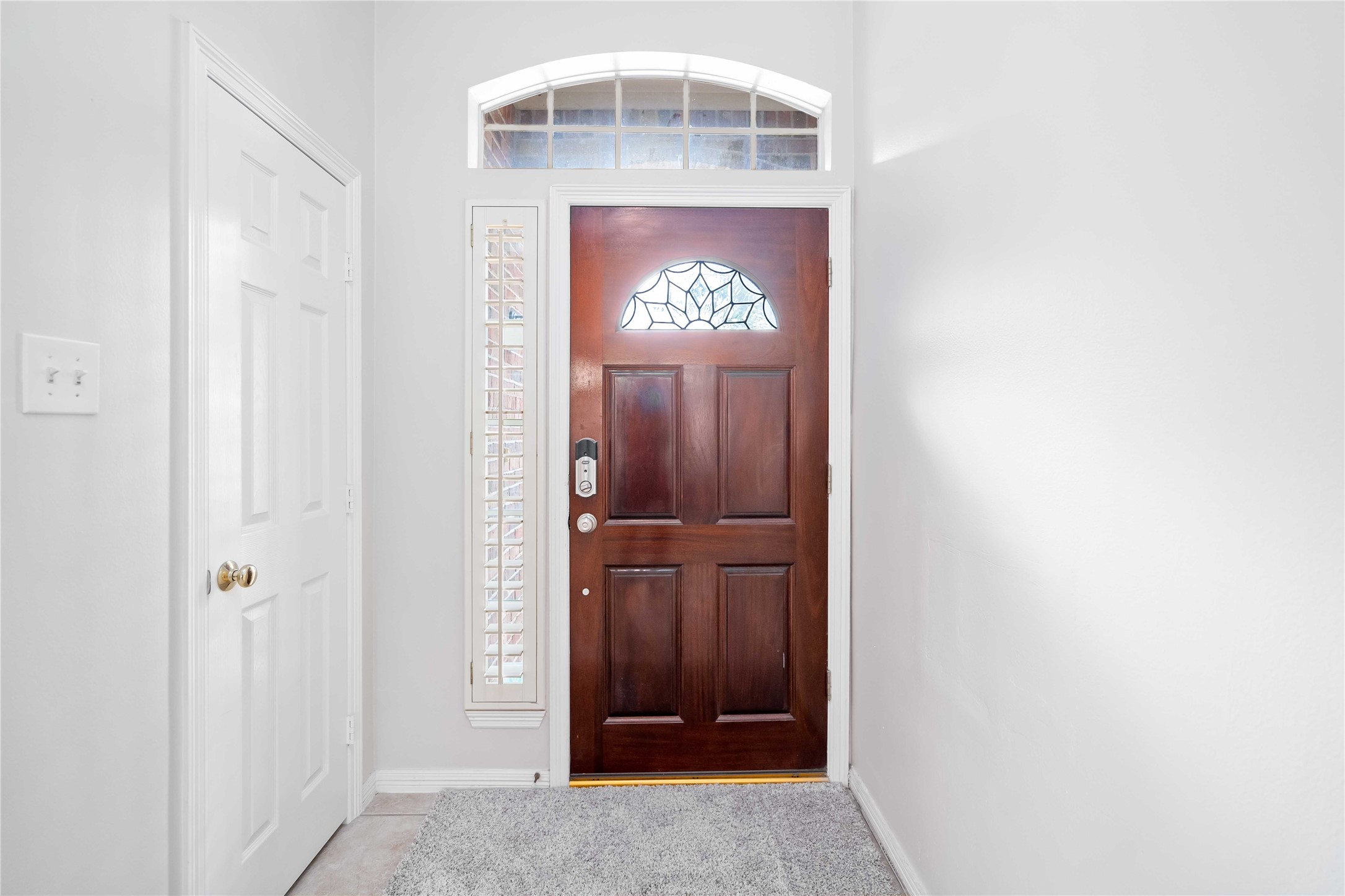 25626 Myrtle Springs Property Photo 5