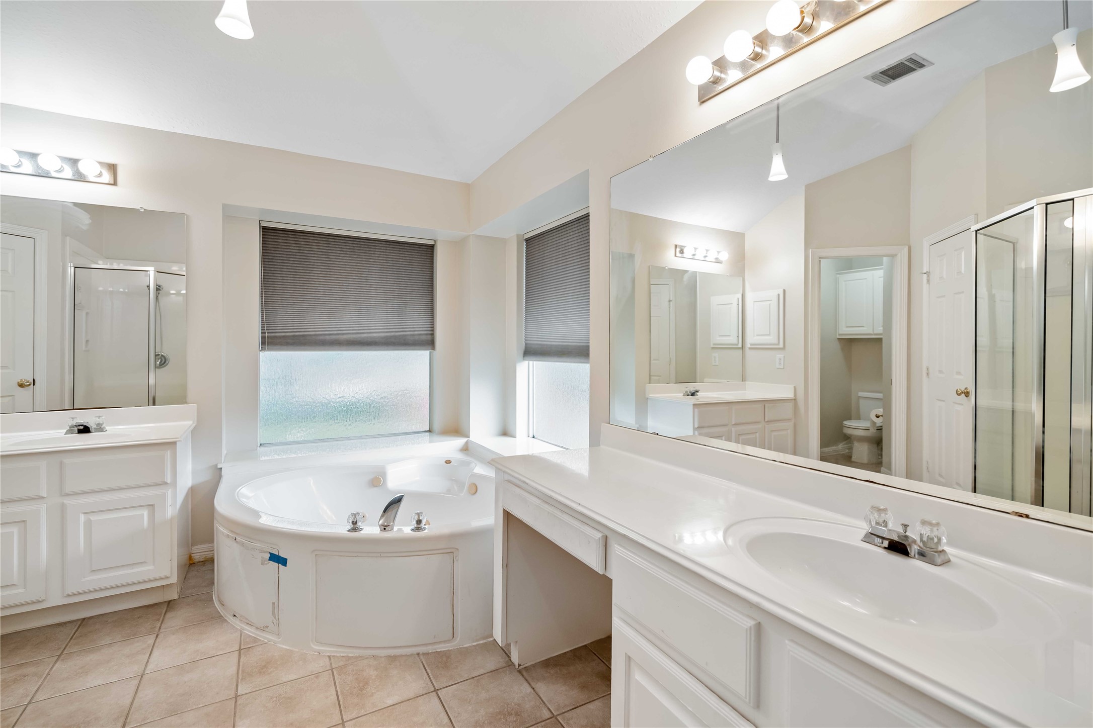 25626 Myrtle Springs Property Photo 16