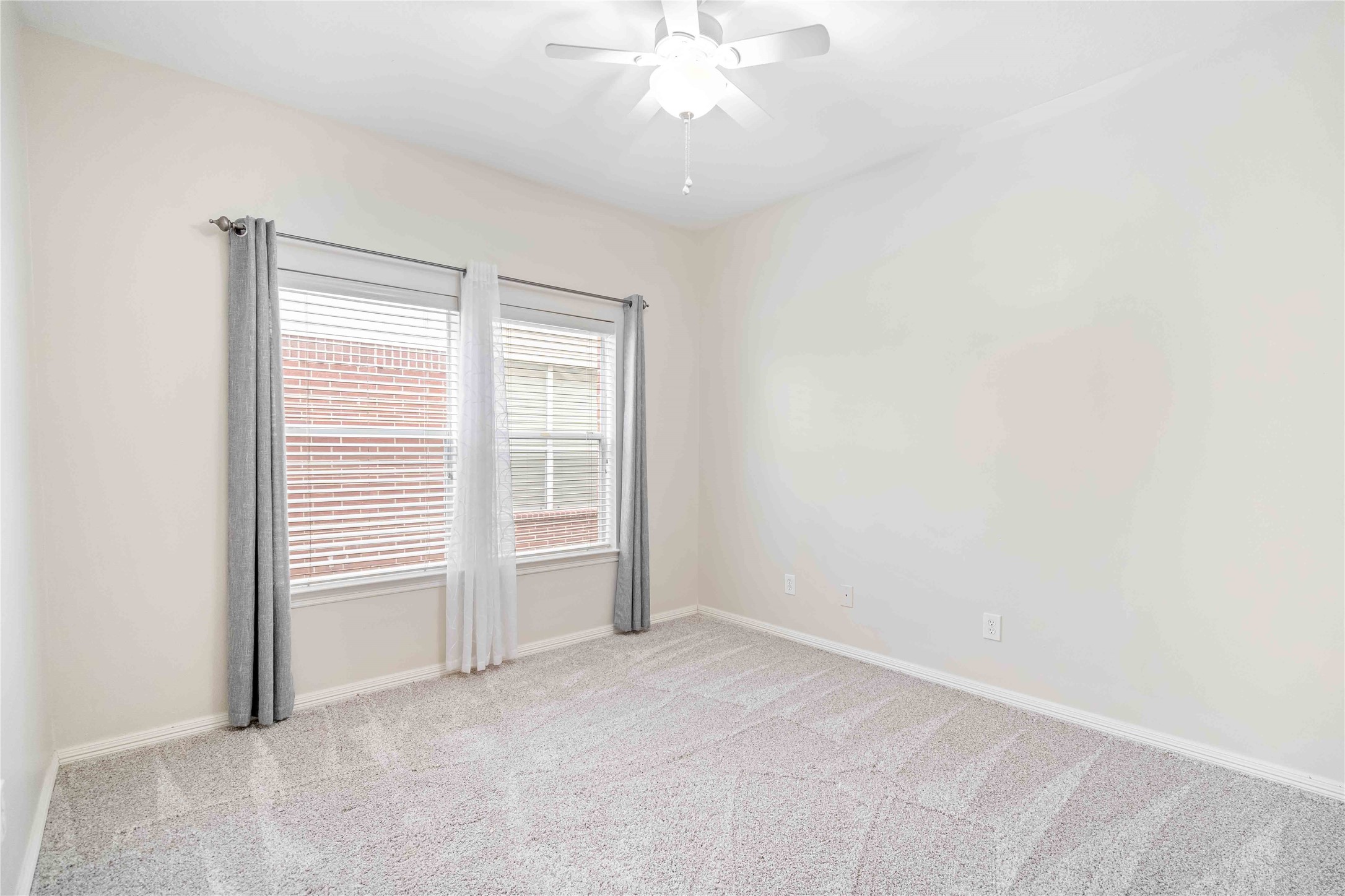 25626 Myrtle Springs Property Photo 22