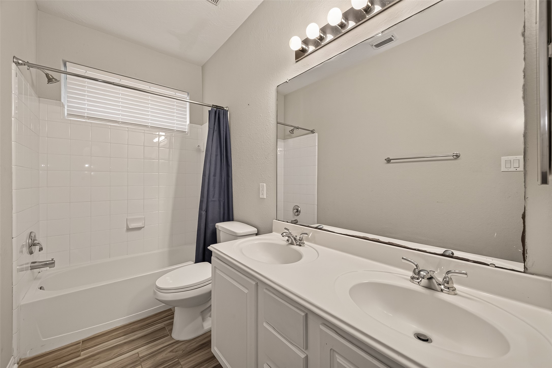 7019 Fountain Lilly Drive Property Photo 29