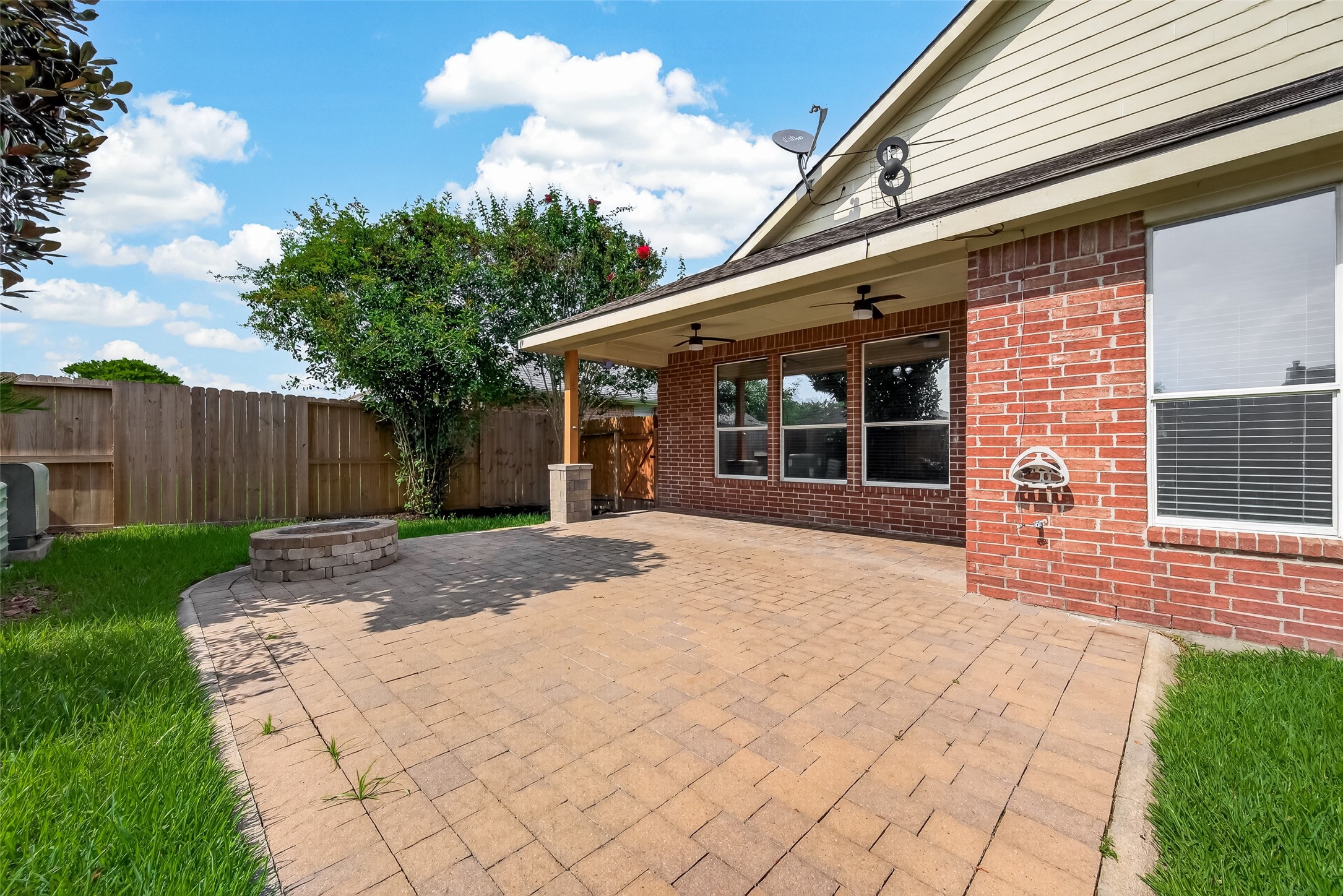 7019 Fountain Lilly Drive Property Photo 46