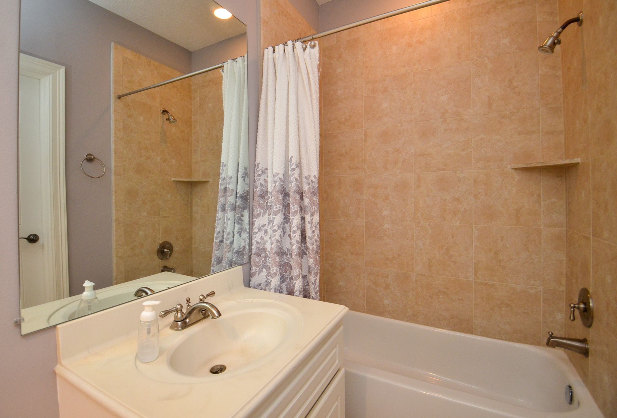 4609 Floyd Street B Property Photo 6