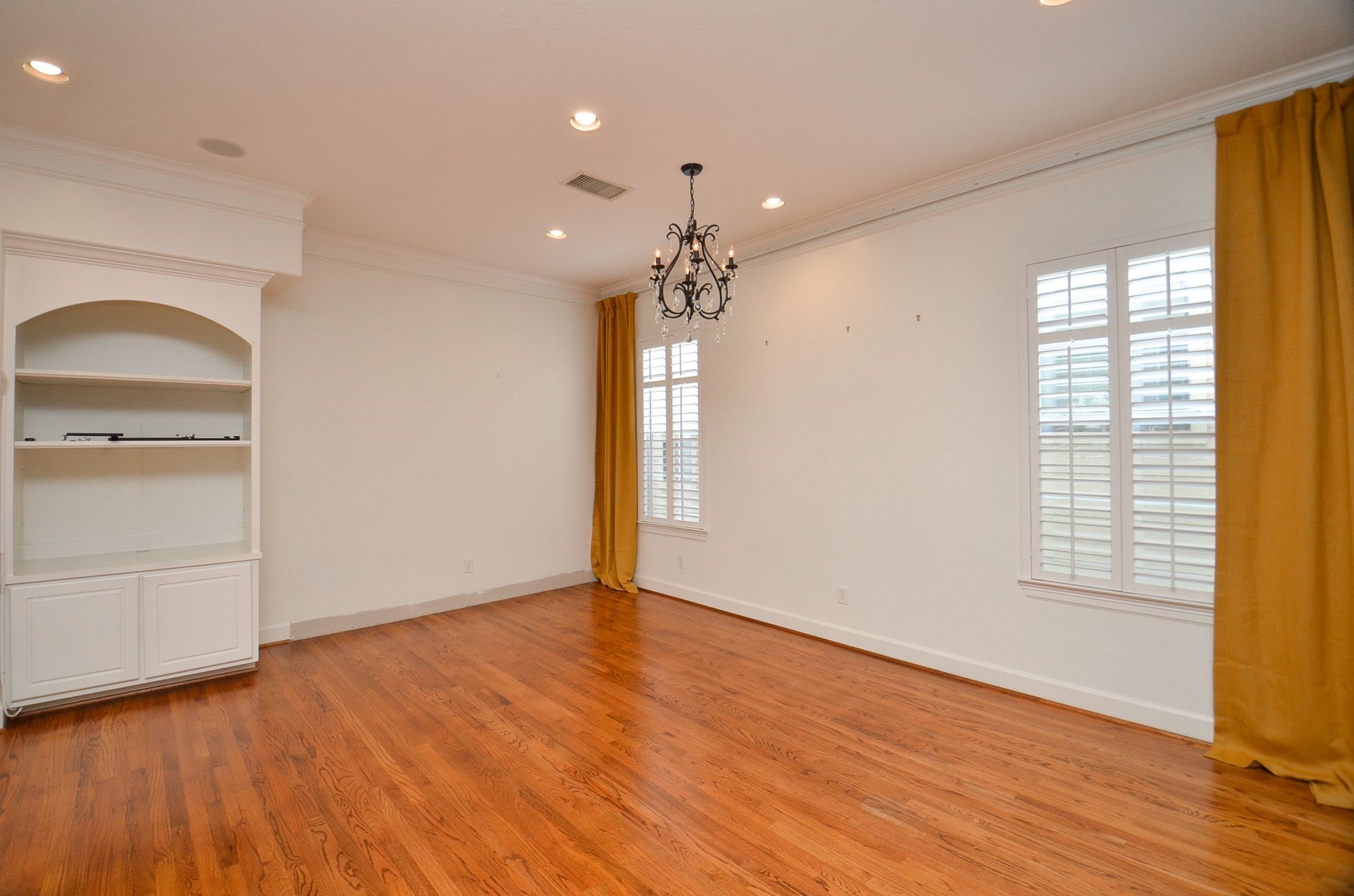 4609 Floyd Street B Property Photo 11