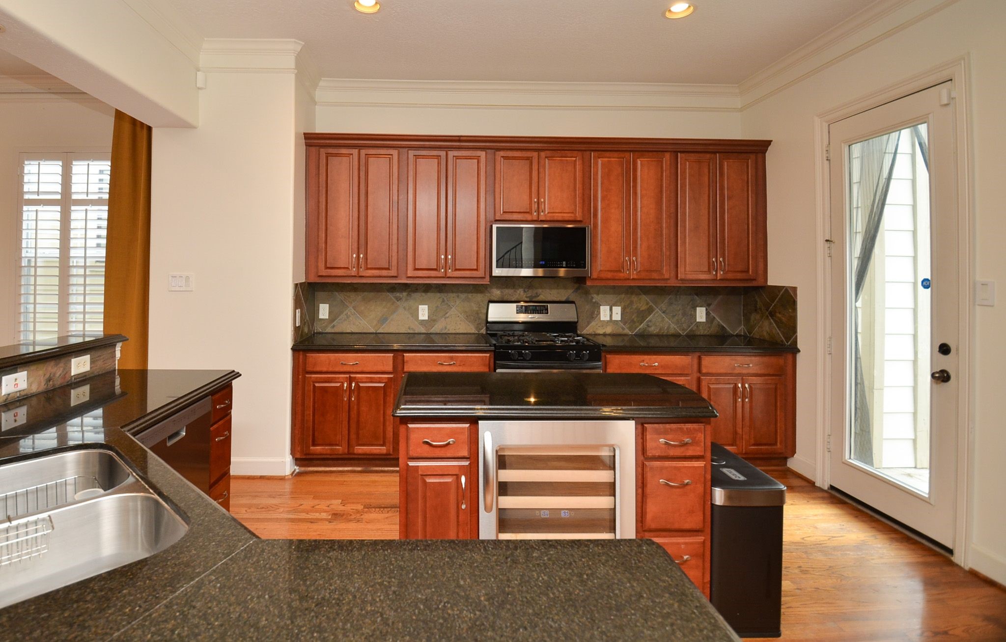 4609 Floyd Street B Property Photo 16