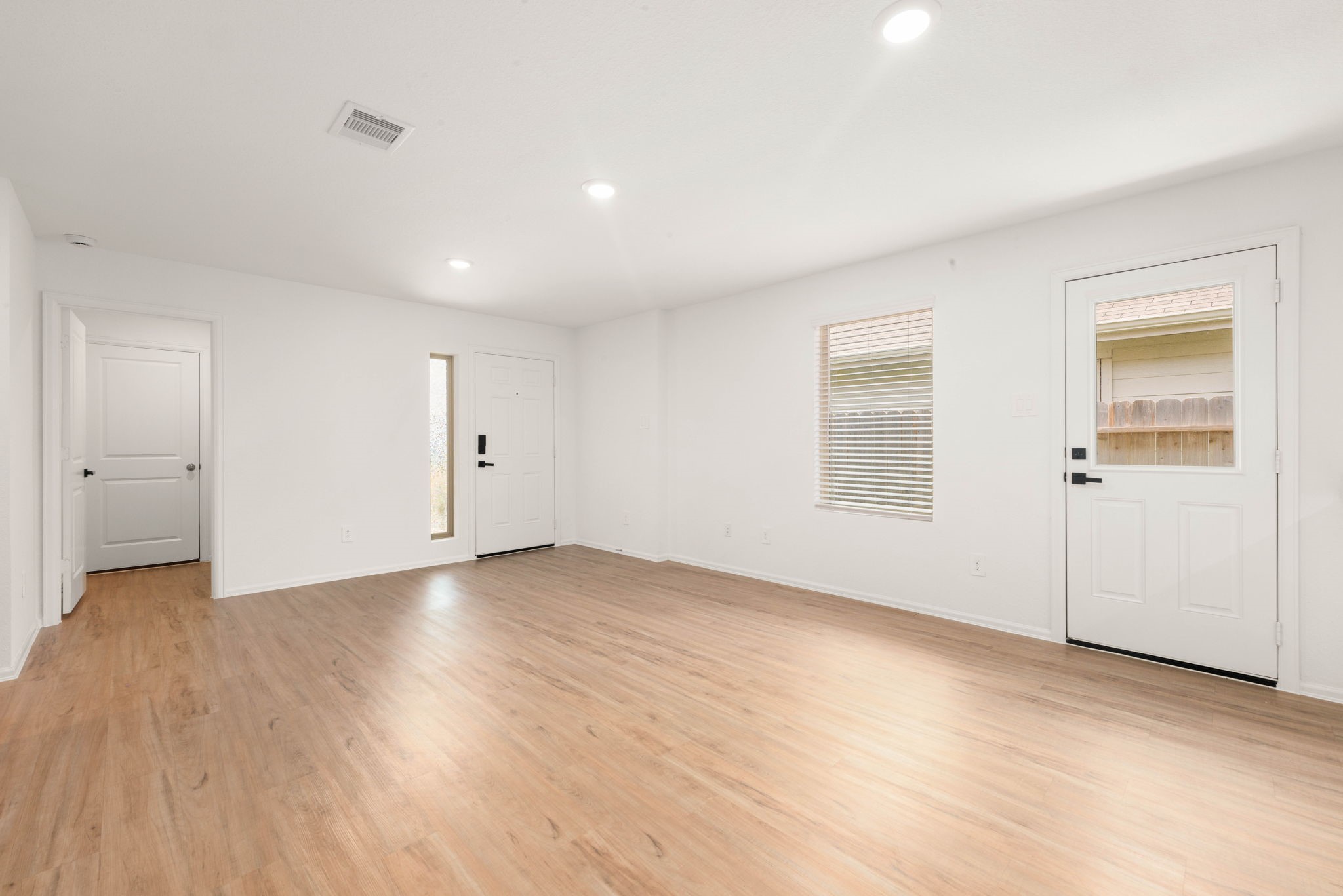 3119 Stotesbery Drive Property Photo 3