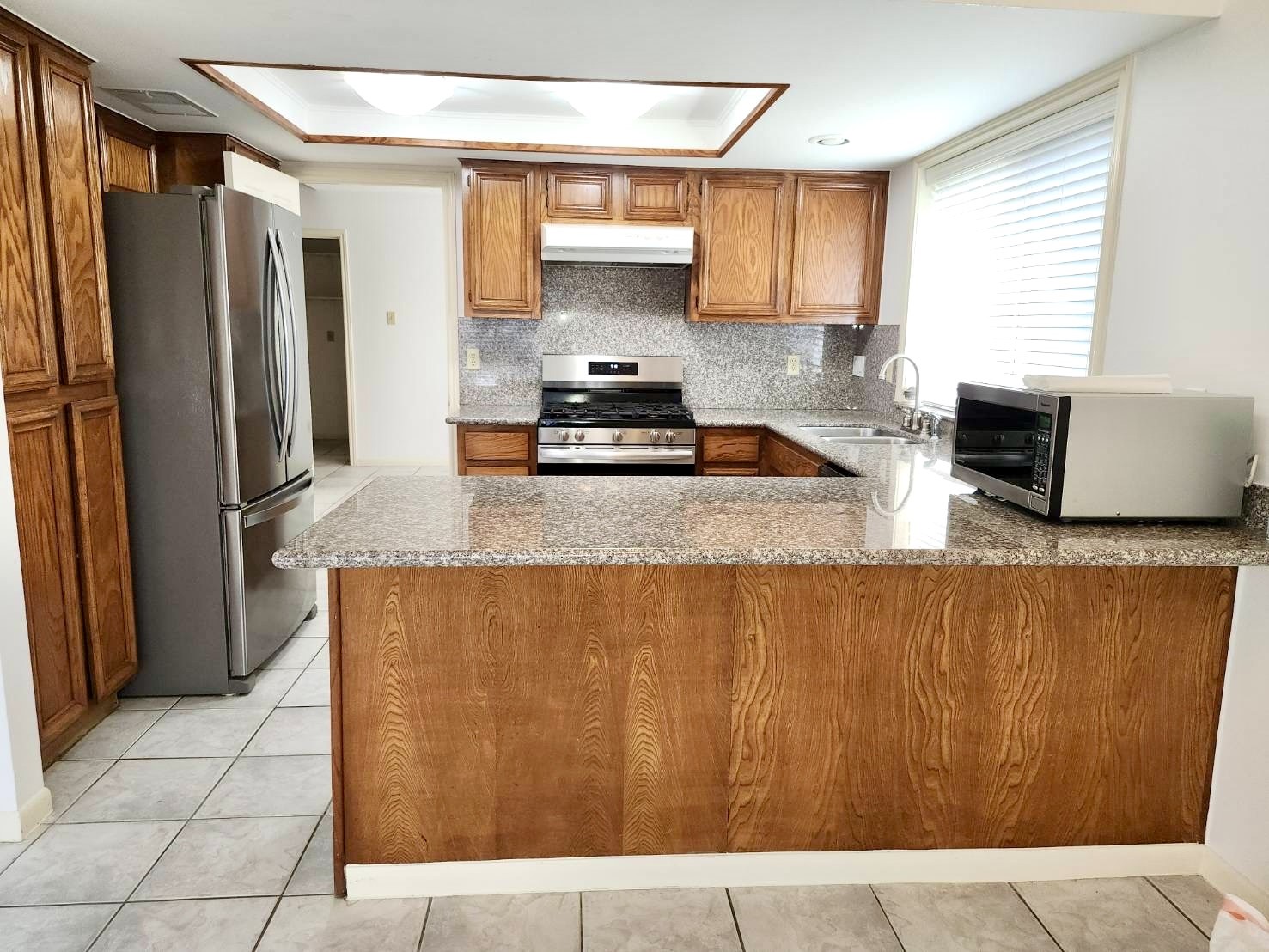 2118 Hickory Lawn Drive Property Photo 5