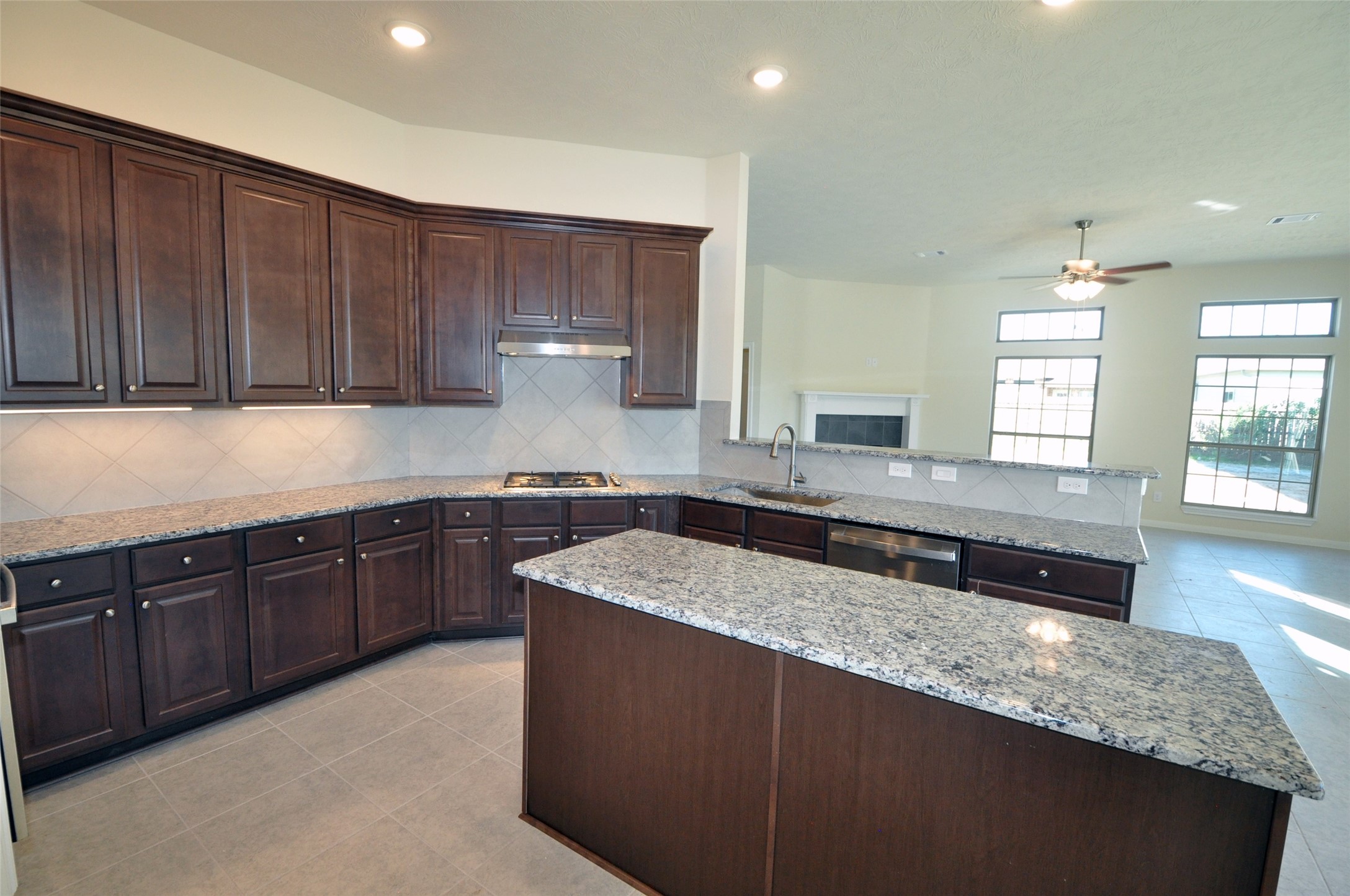 3705 Pedregal Road Property Photo 10