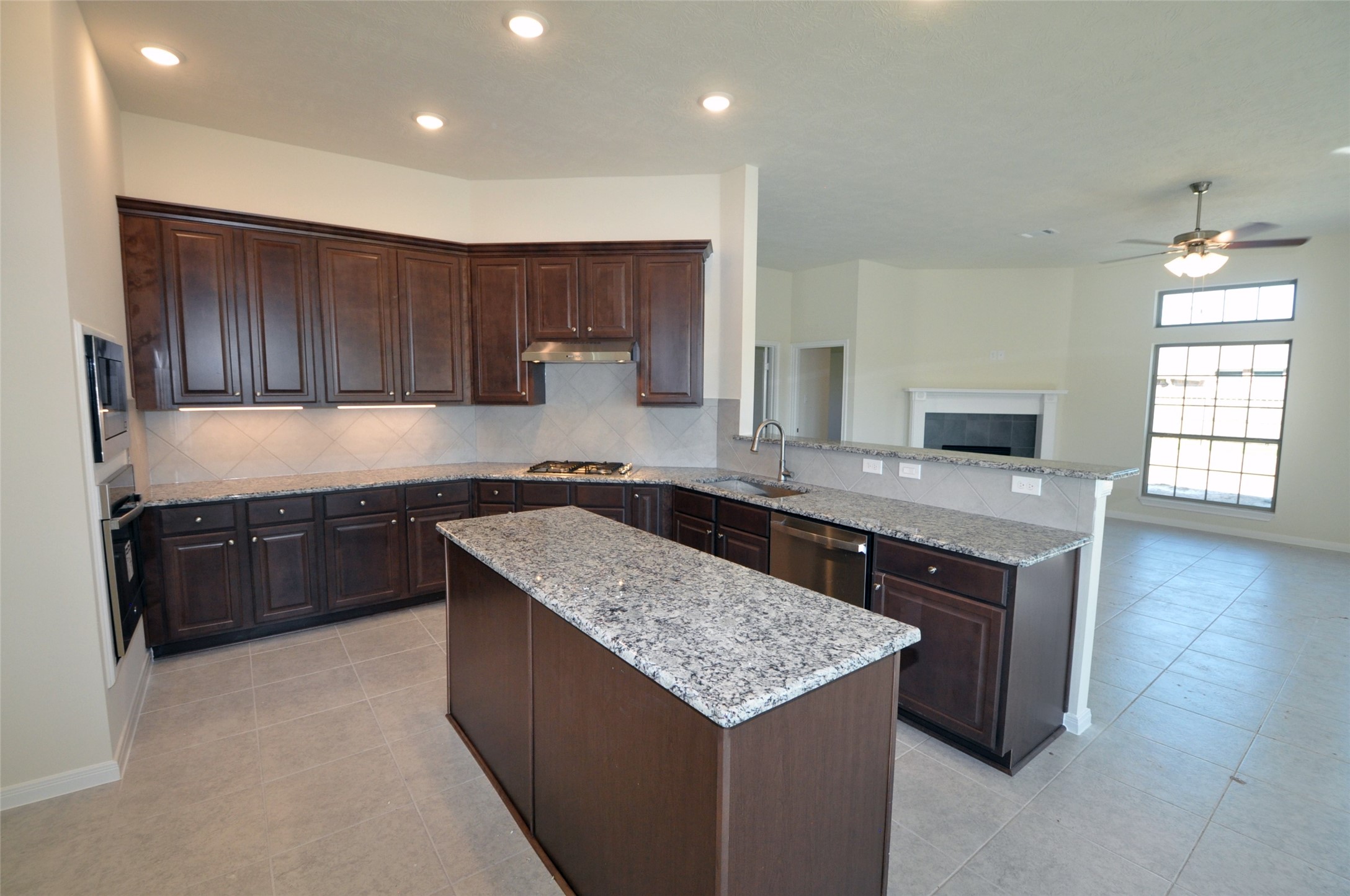 3705 Pedregal Road Property Photo 13
