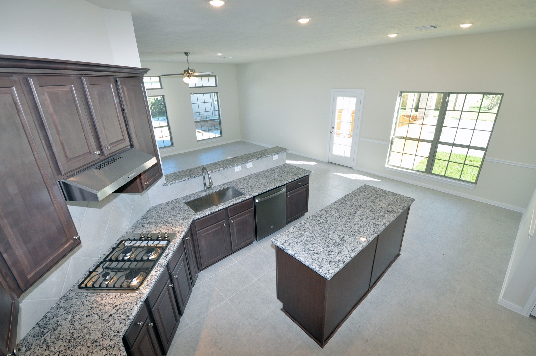 3705 Pedregal Road Property Photo 14