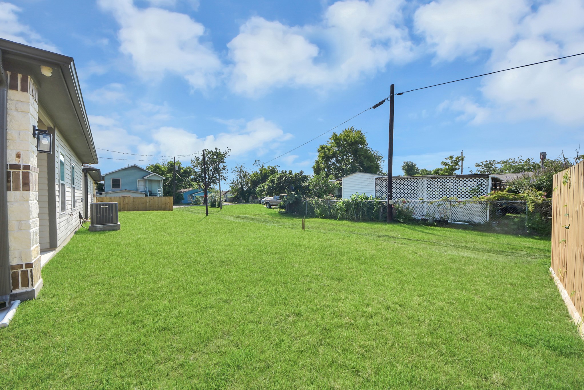 604 Miriam Street Property Photo 7