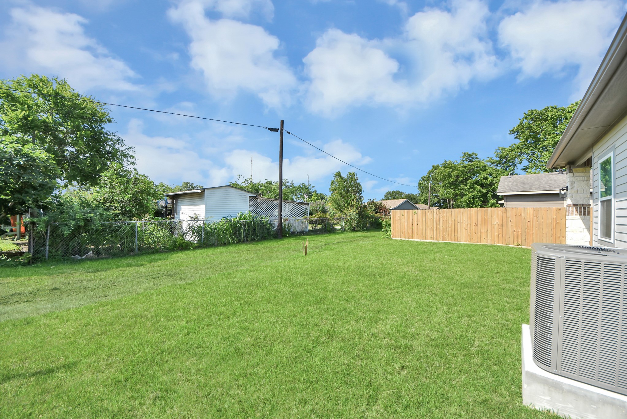 604 Miriam Street Property Photo 9