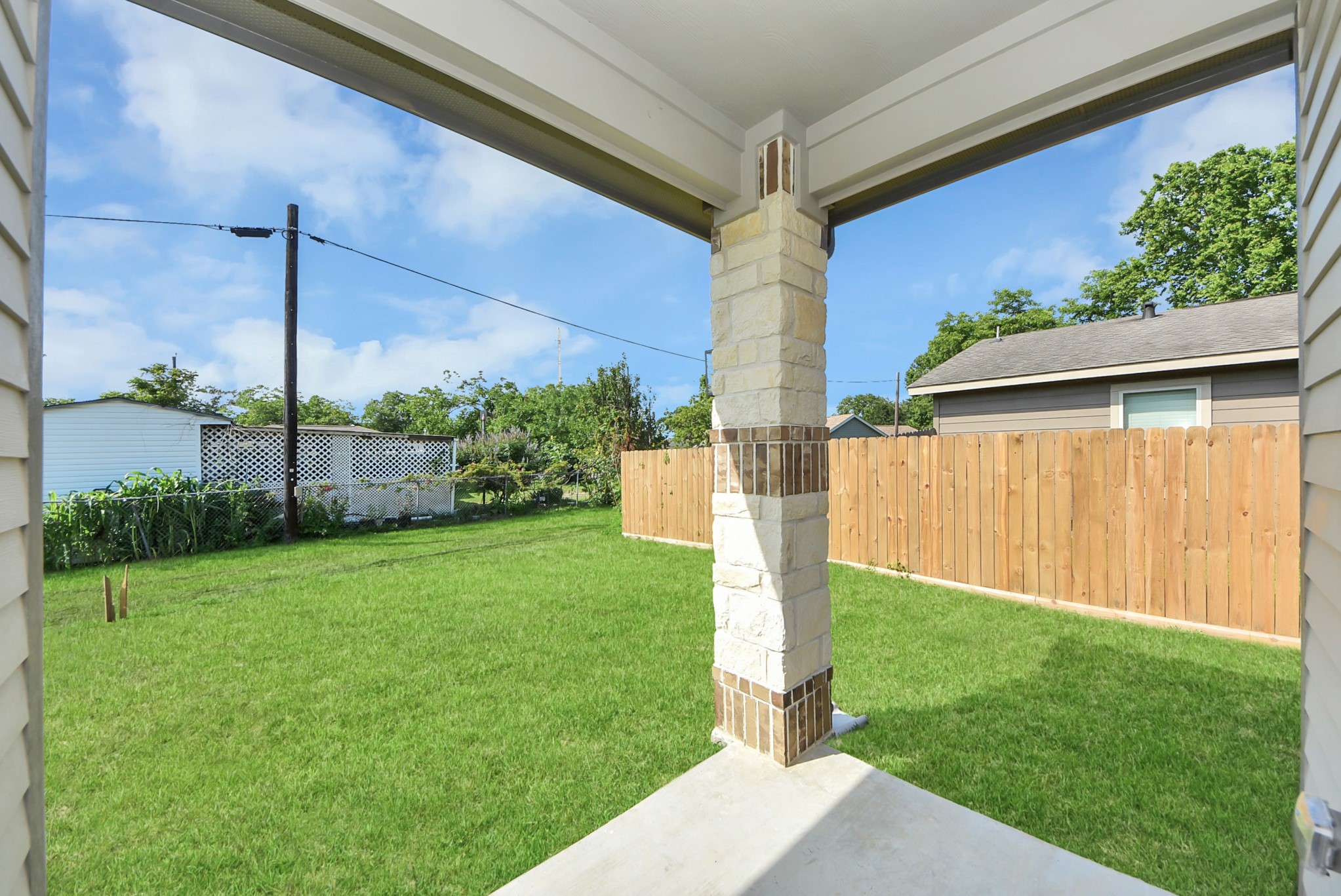 604 Miriam Street Property Photo 11