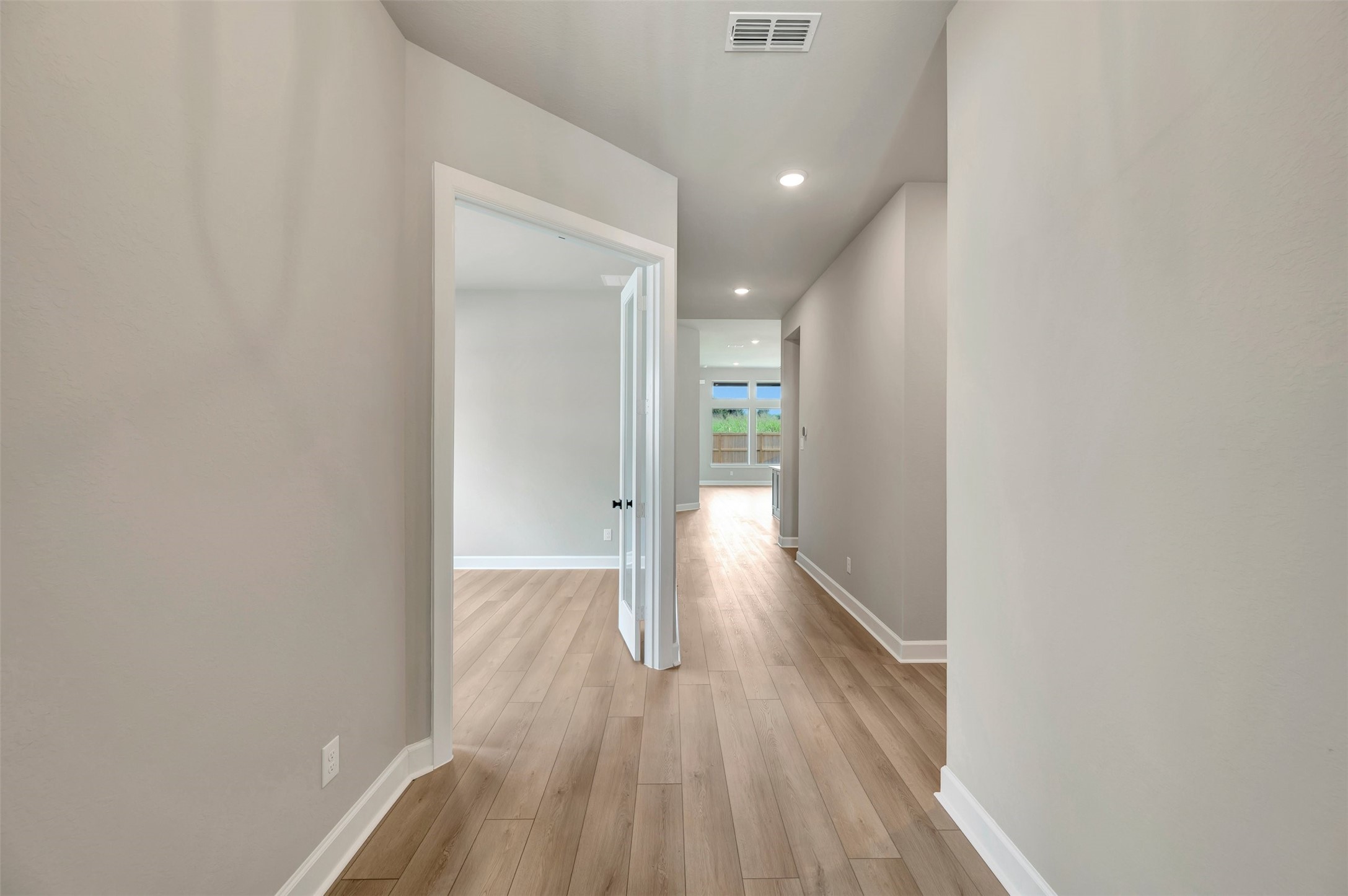 9107 Clear Water Trail Property Photo 13