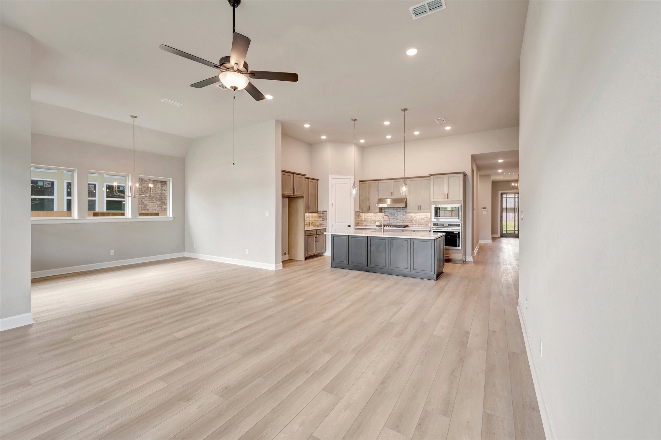 9107 Clear Water Trail Property Photo 36