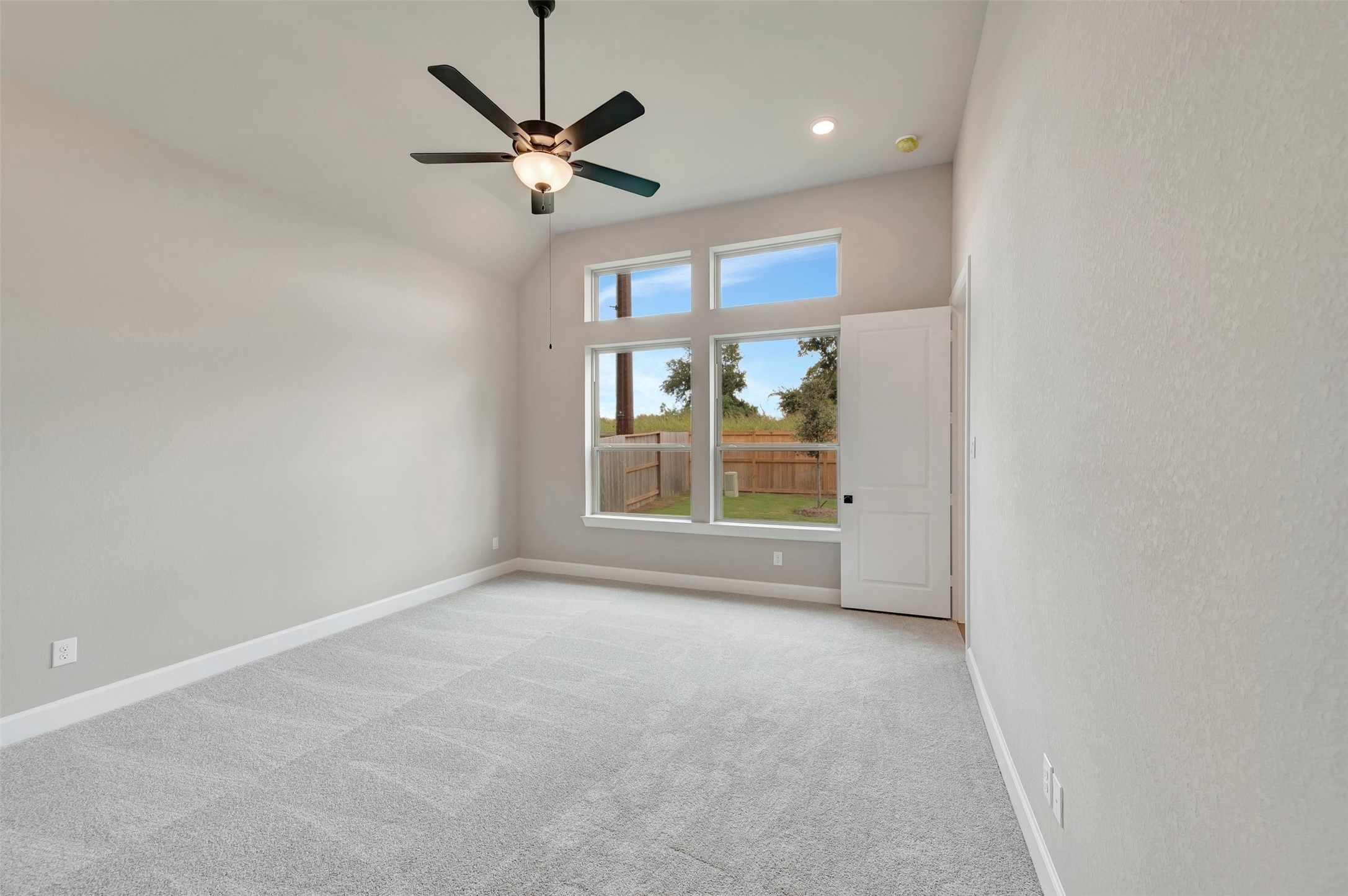 9107 Clear Water Trail Property Photo 40