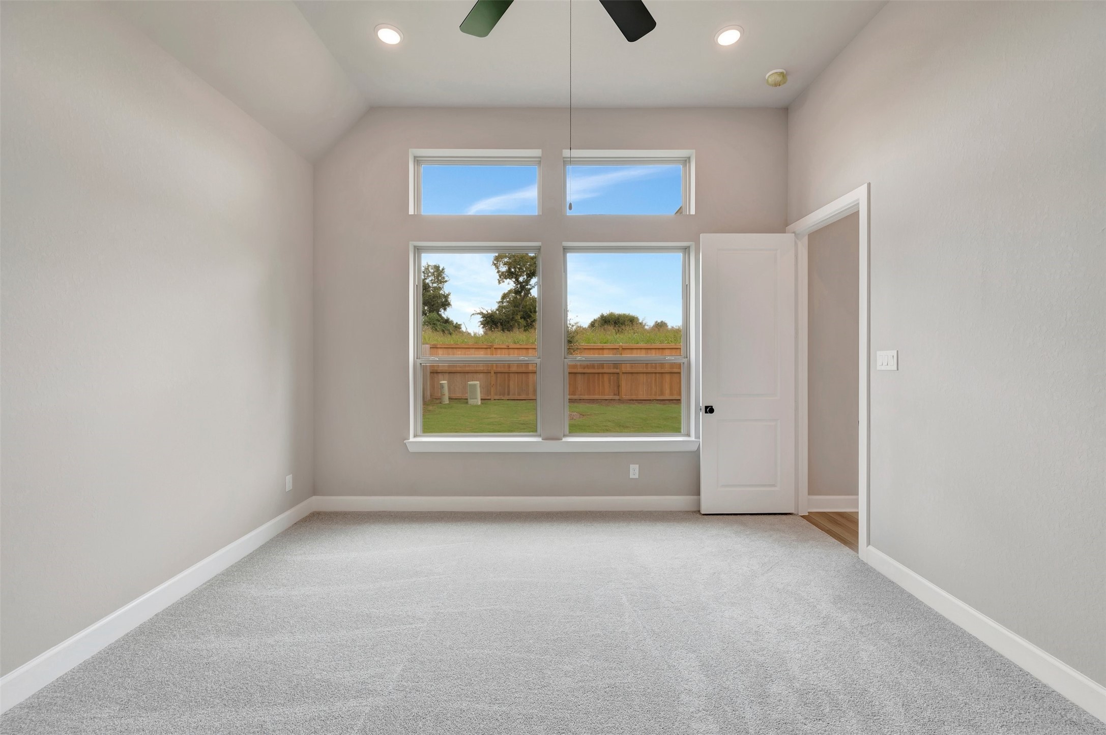9107 Clear Water Trail Property Photo 41