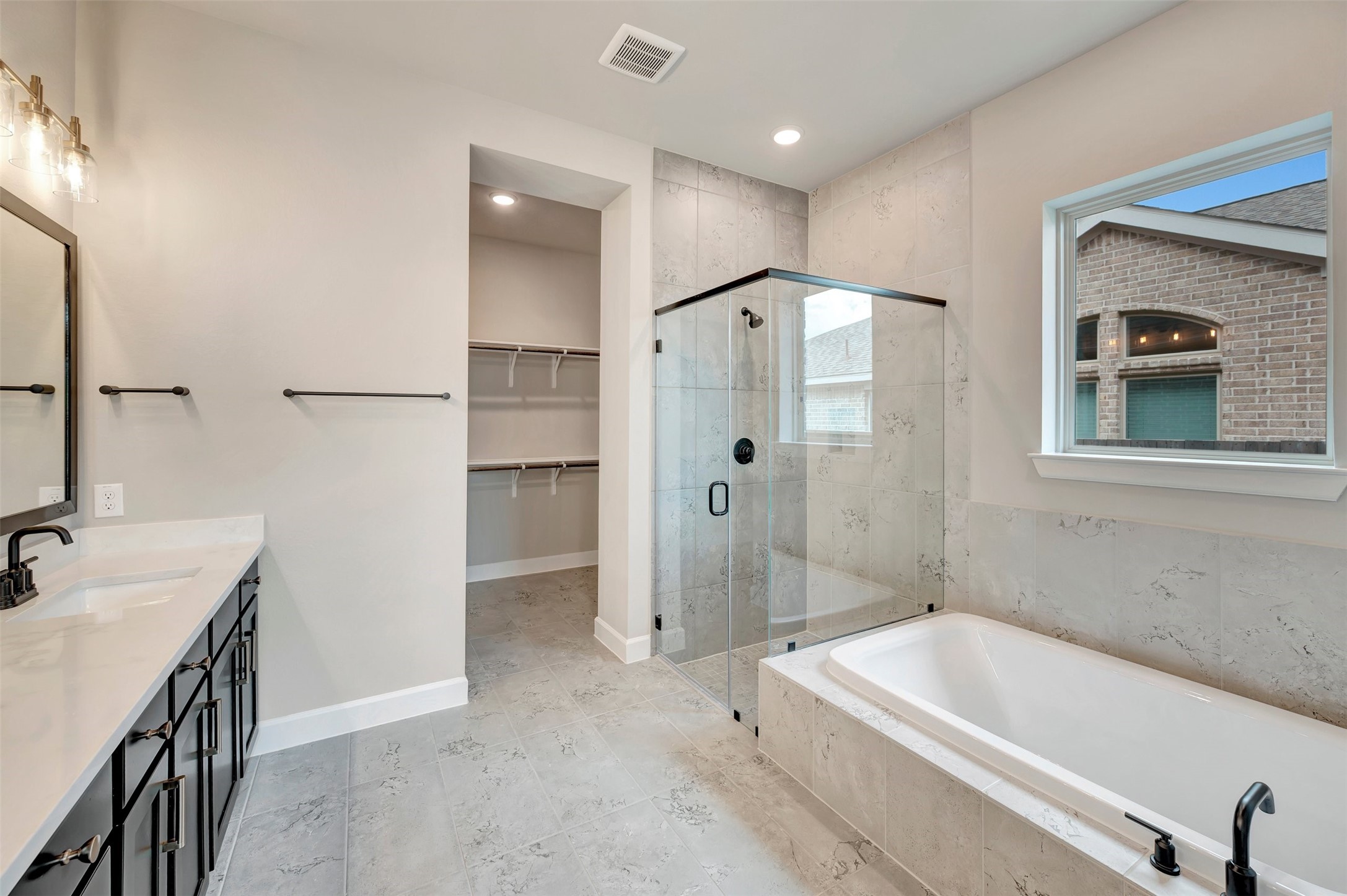 9107 Clear Water Trail Property Photo 43