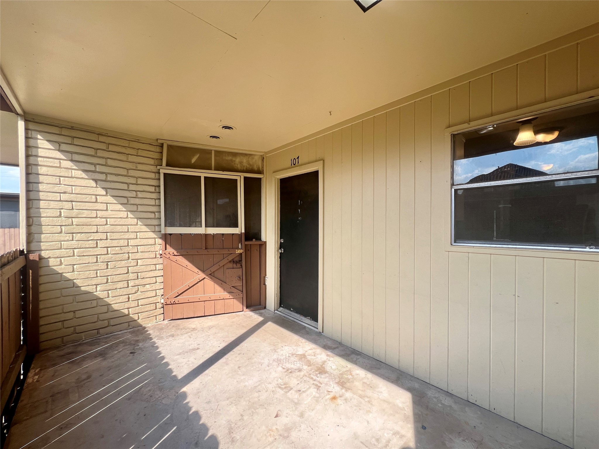 7714 Renwick Drive K107 Property Photo 3