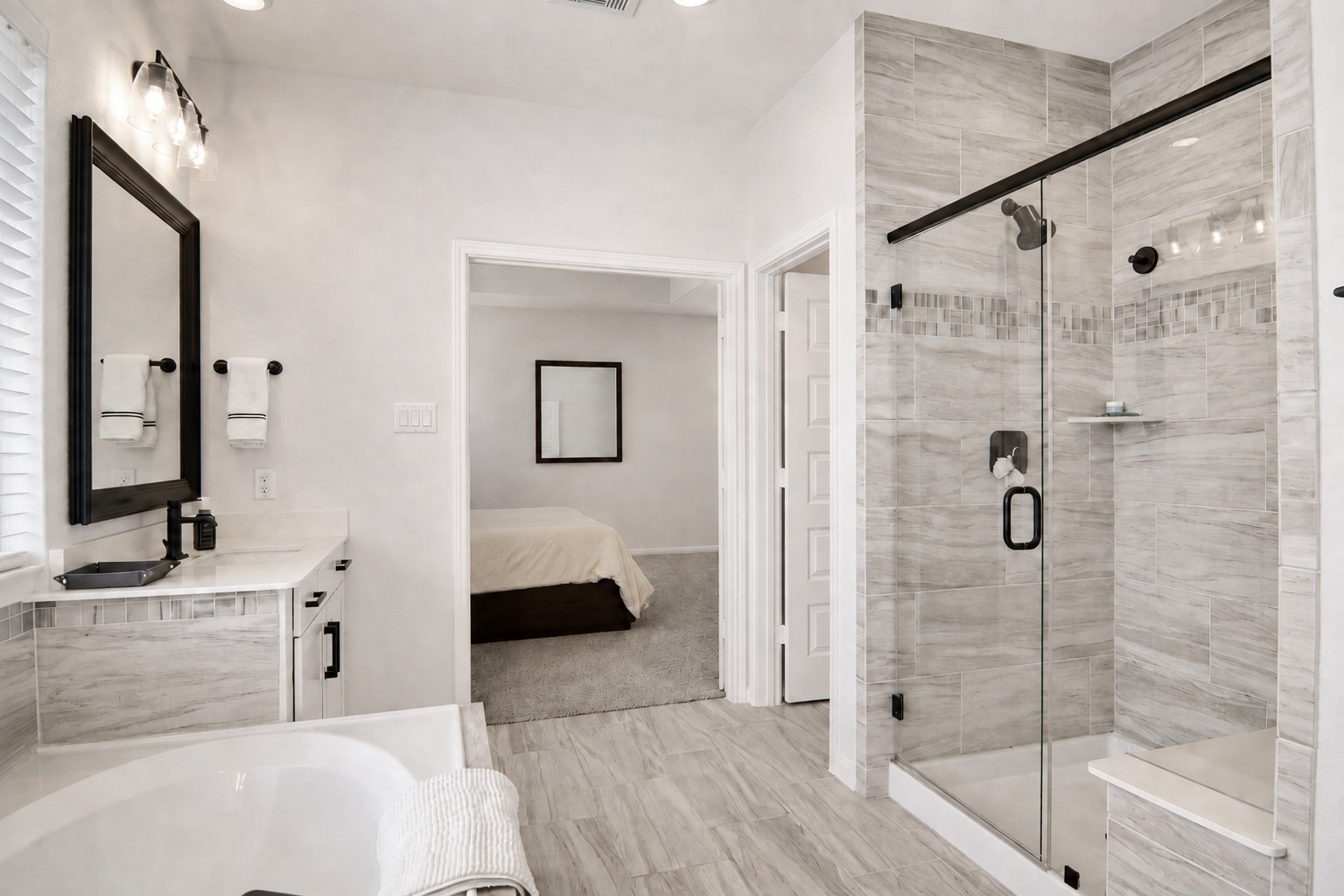 4215 Weathered Oak Drive Property Photo 10