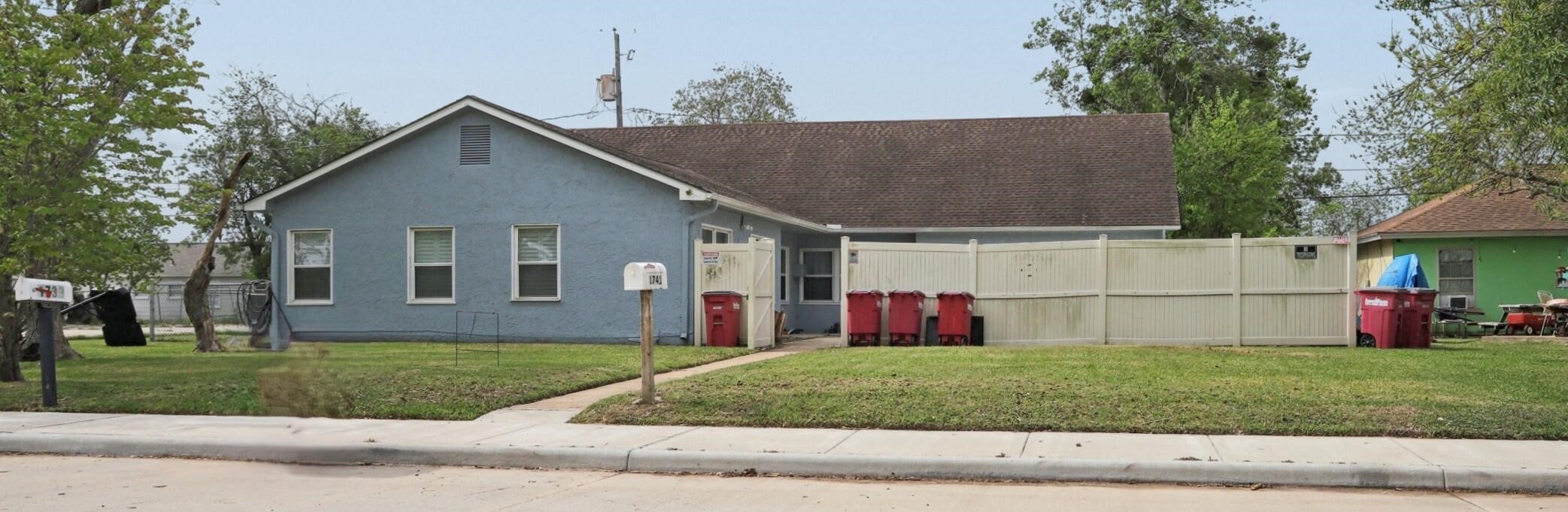 1739 W 7th Street Property Photo 14