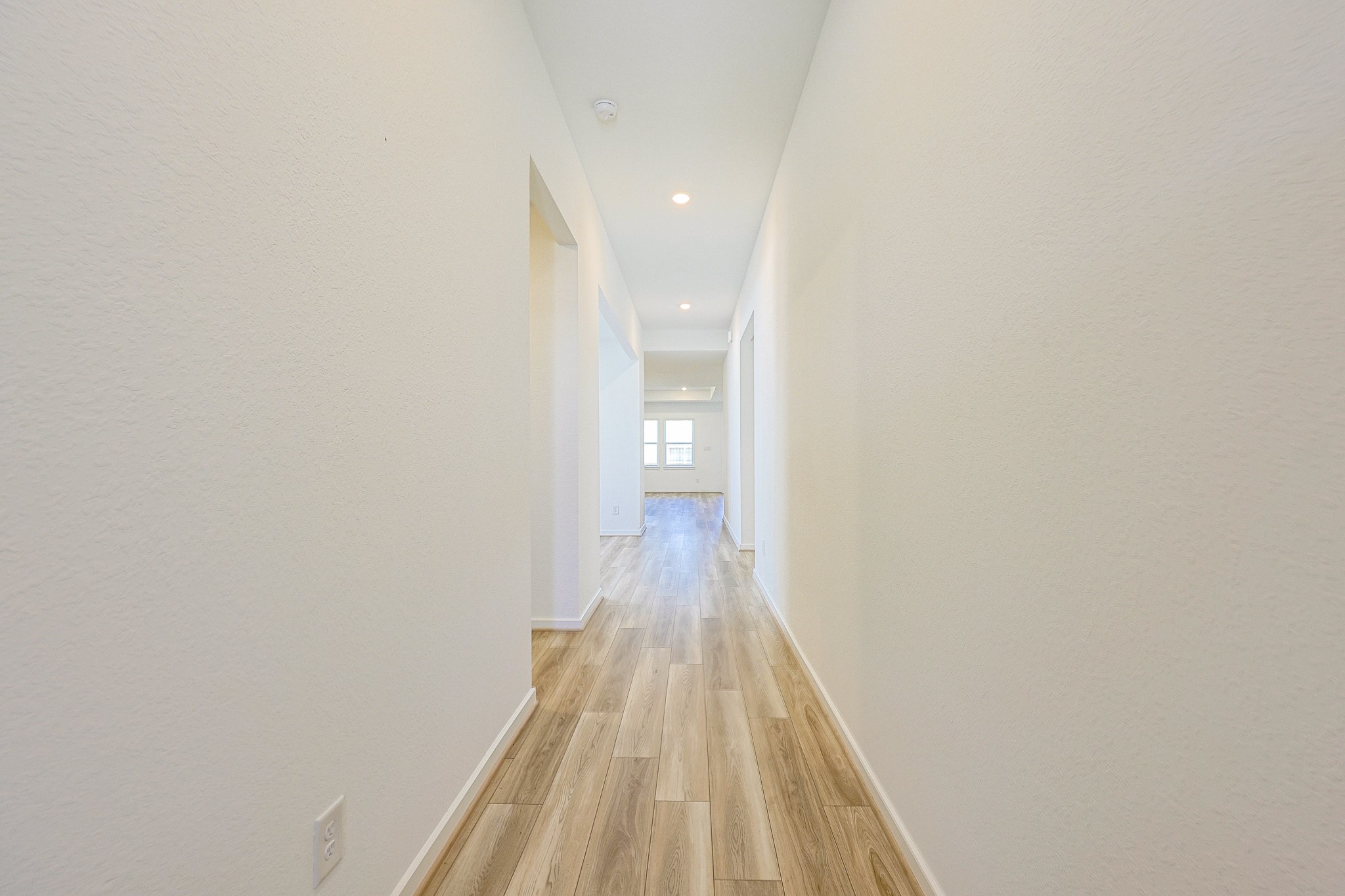 21510 Banpo Bend Drive Property Photo 4