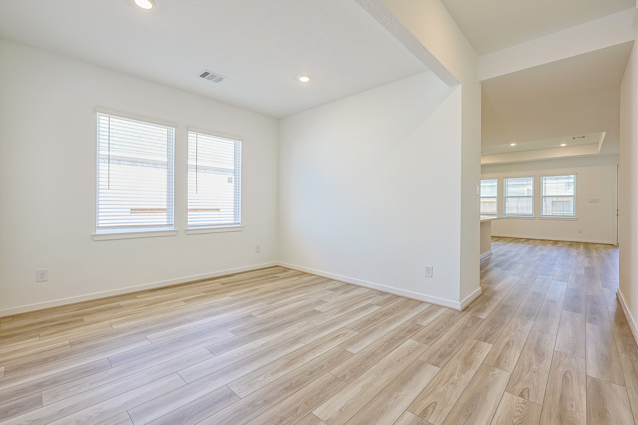 21510 Banpo Bend Drive Property Photo 7