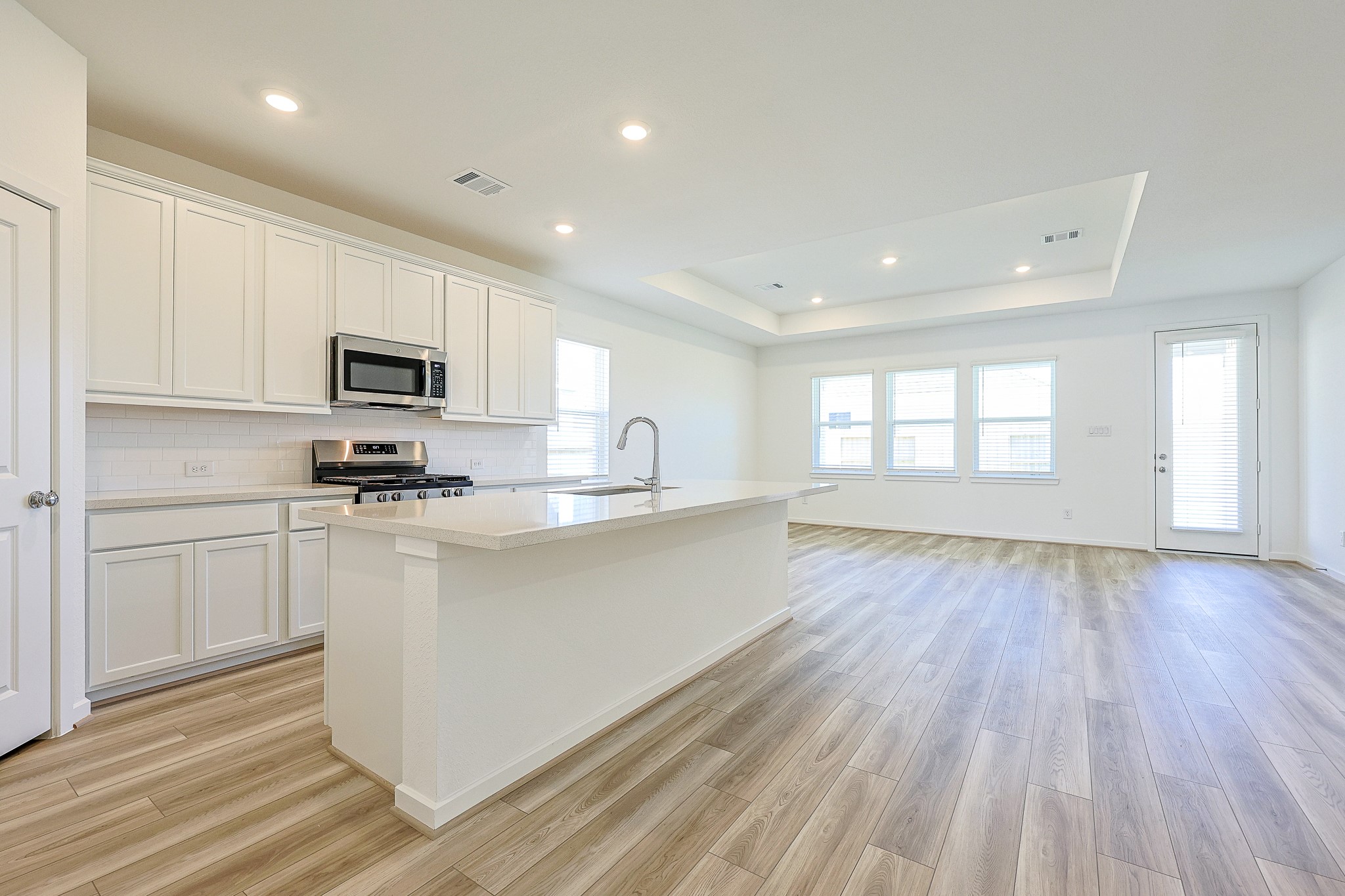 21510 Banpo Bend Drive Property Photo 9