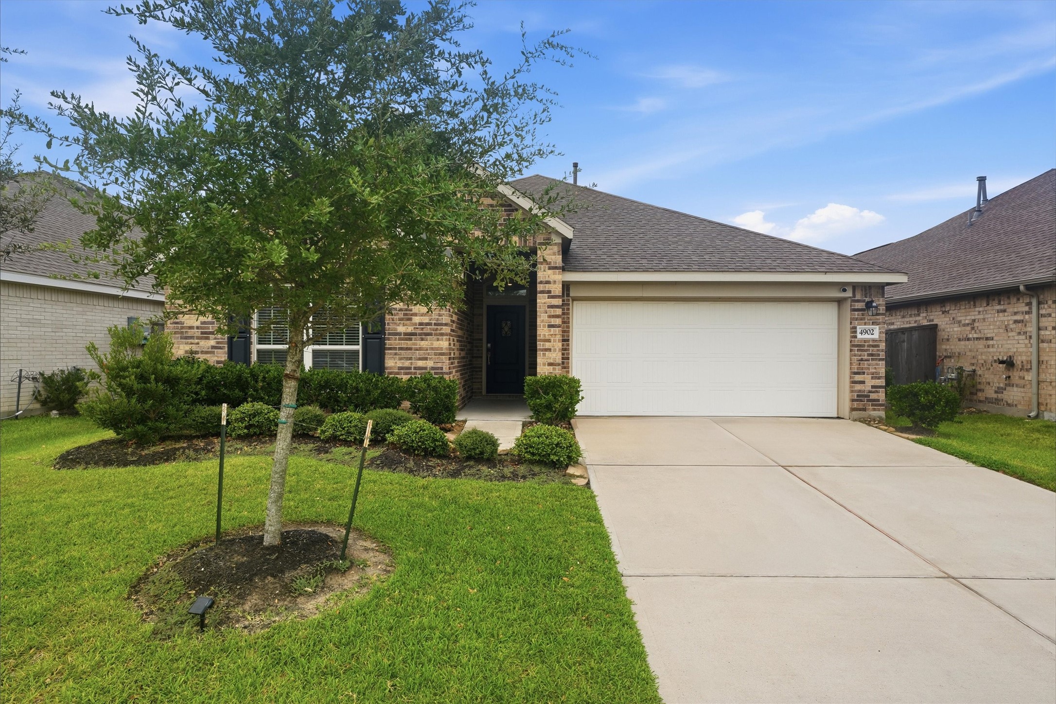 4902 Penton Meadow Lane Property Photo 1