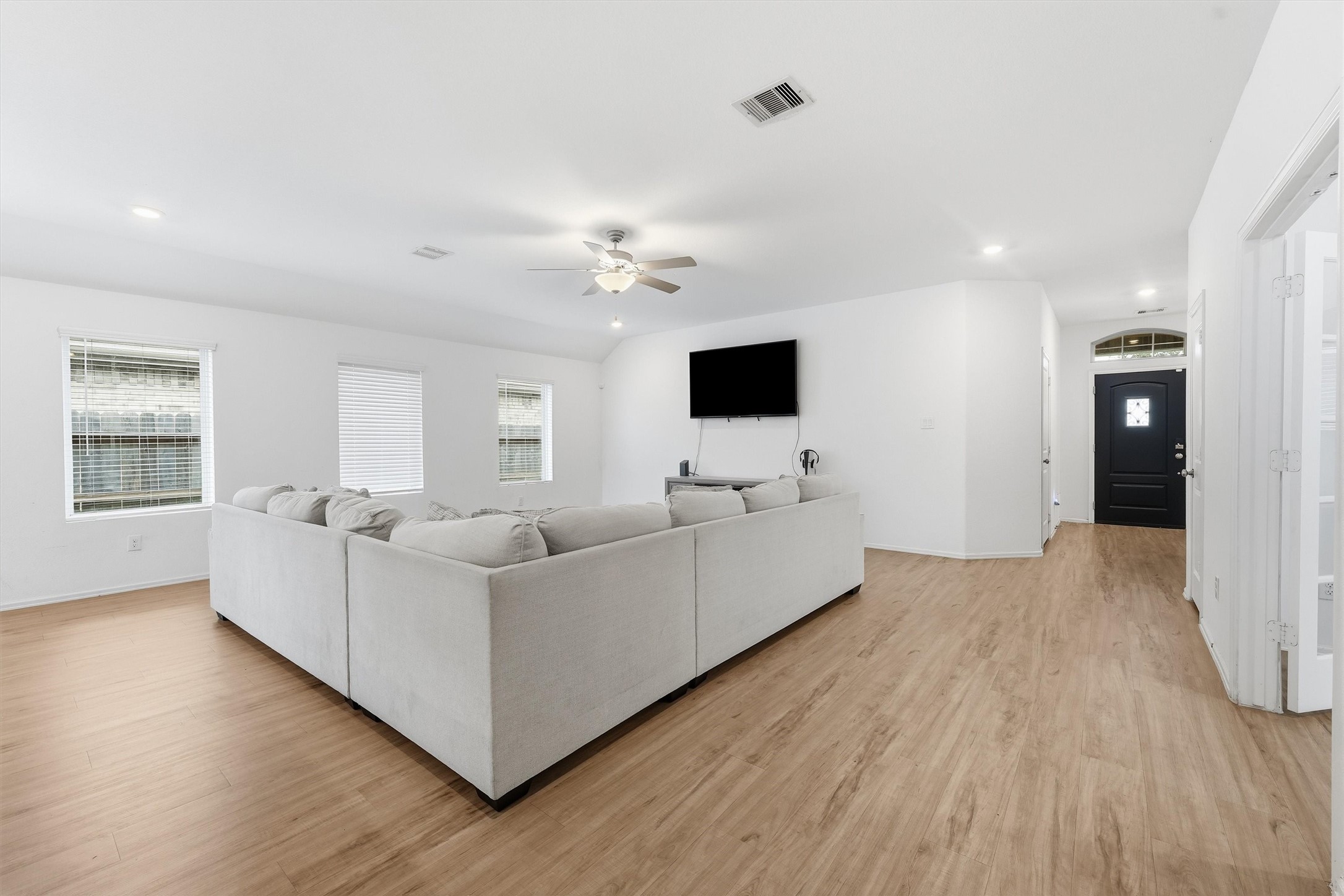 4902 Penton Meadow Lane Property Photo 8