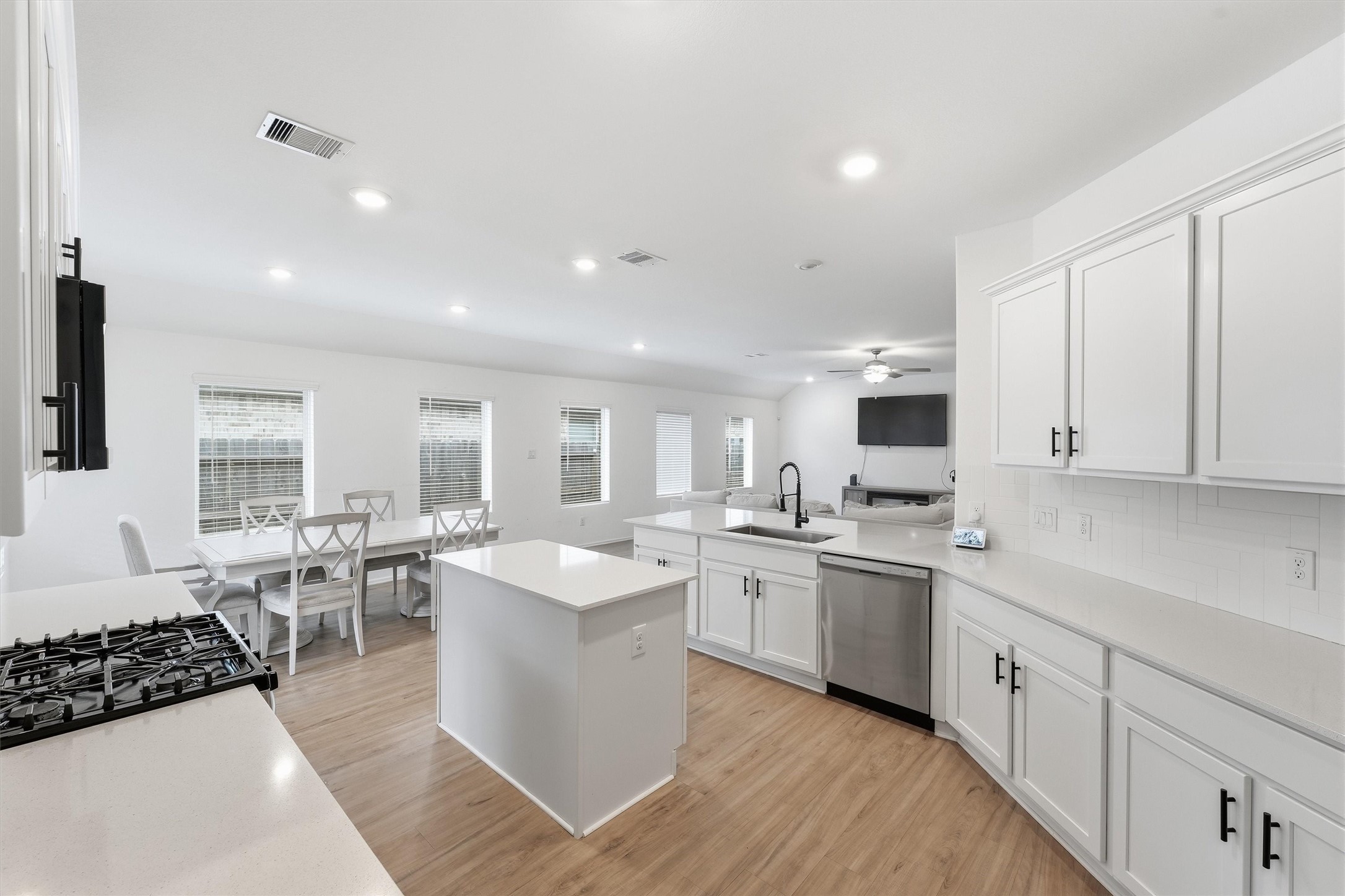 4902 Penton Meadow Lane Property Photo 12